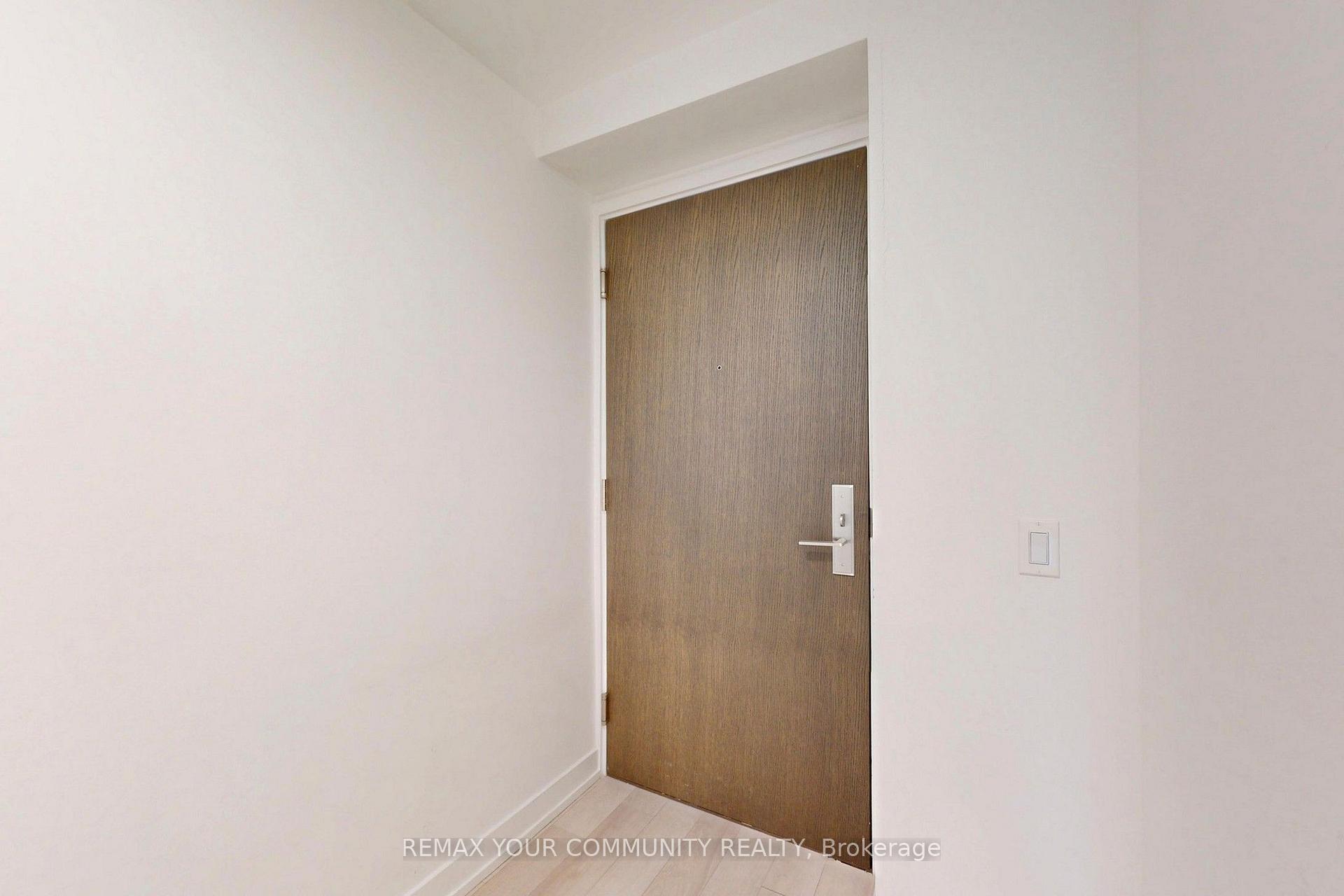 Photo 27 of Unit 1001, 39 Roehampton Avenue, Toronto, Mount Pleasant West — HOMEH