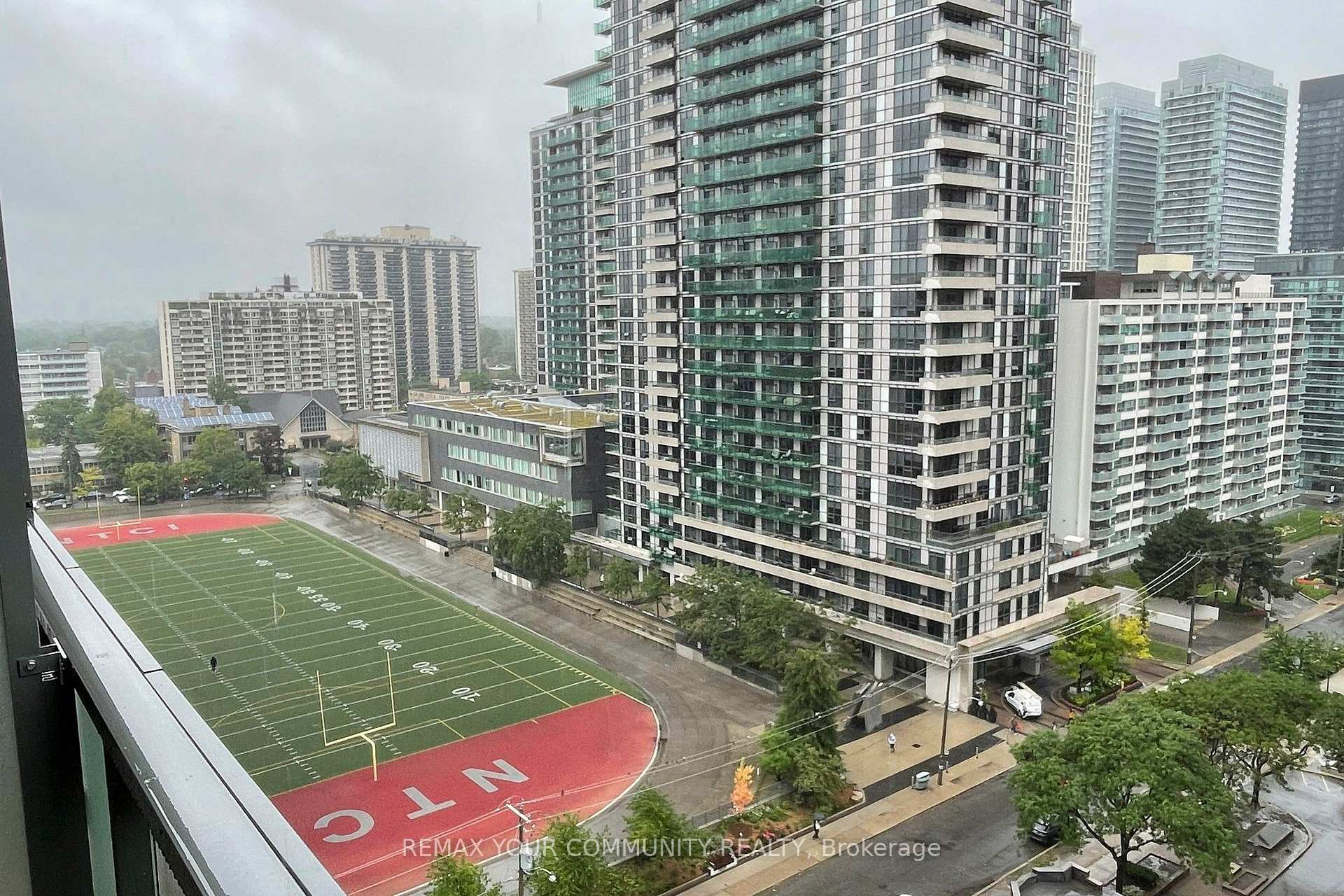 Photo 32 of Unit 1001, 39 Roehampton Avenue, Toronto, Mount Pleasant West — HOMEH