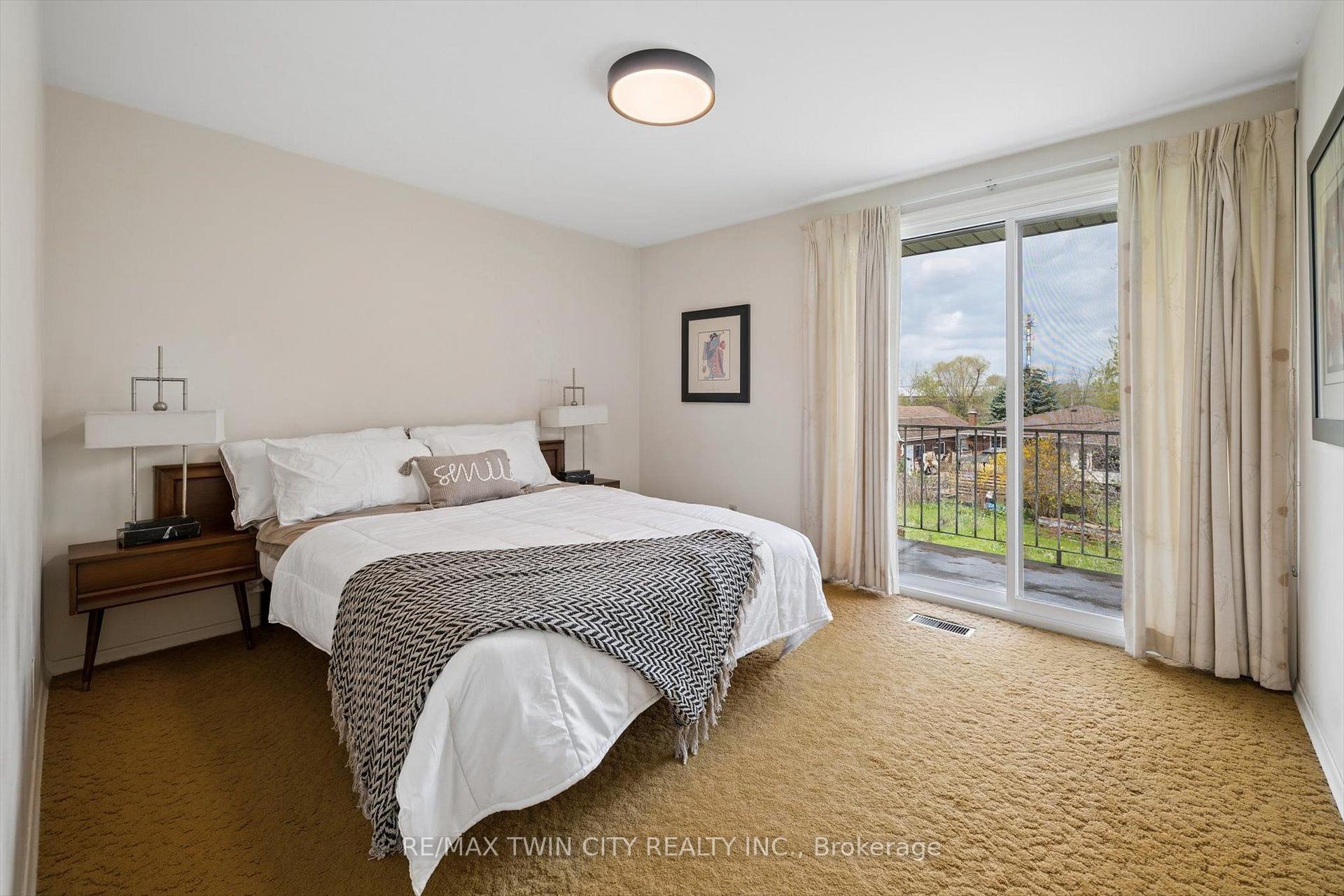 Photo 31 of 142 Carson Drive, Kitchener, Grand River North — HOMEH