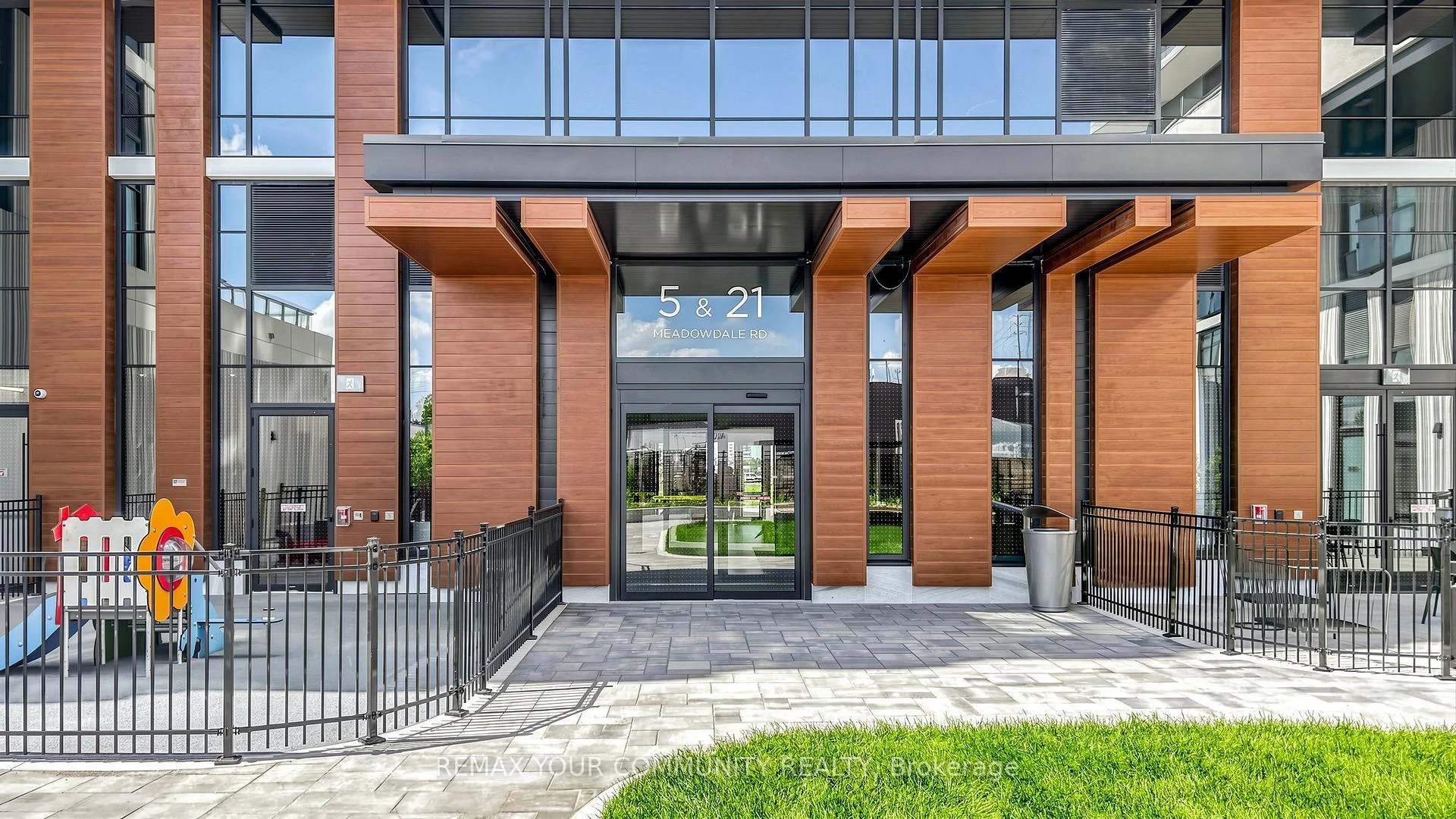 Photo 5 of Unit 1110, 21 Meadowvale Road, Vaughan, Vaughan Corporate Centre — HOMEH