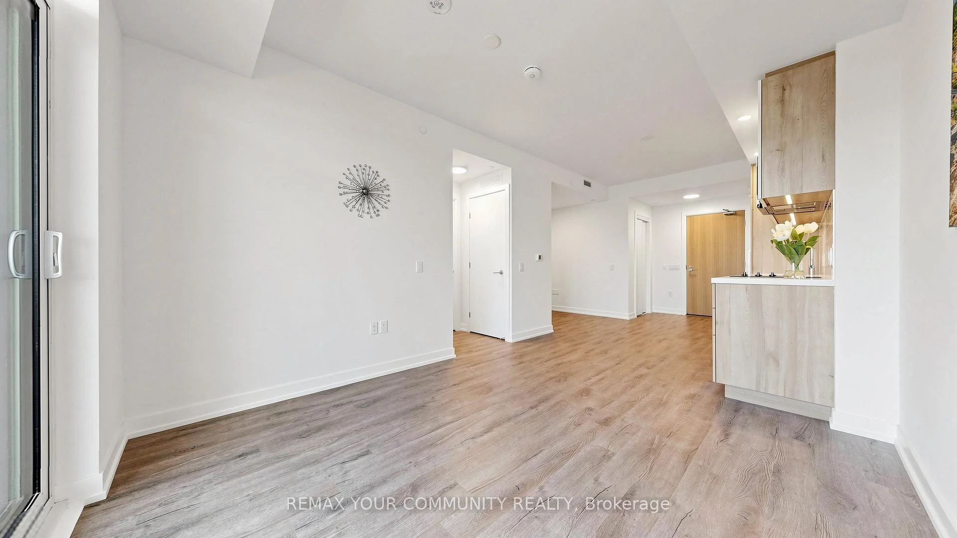 Photo 17 of Unit 1110, 21 Meadowvale Road, Vaughan, Vaughan Corporate Centre — HOMEH