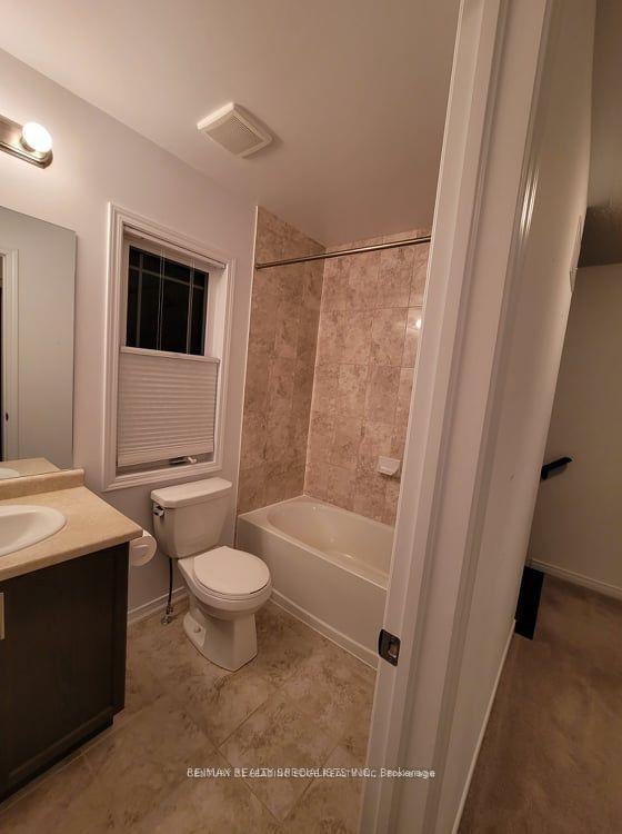 Photo 10 of 21 Franks Way, Barrie, Allandale — HOMEH