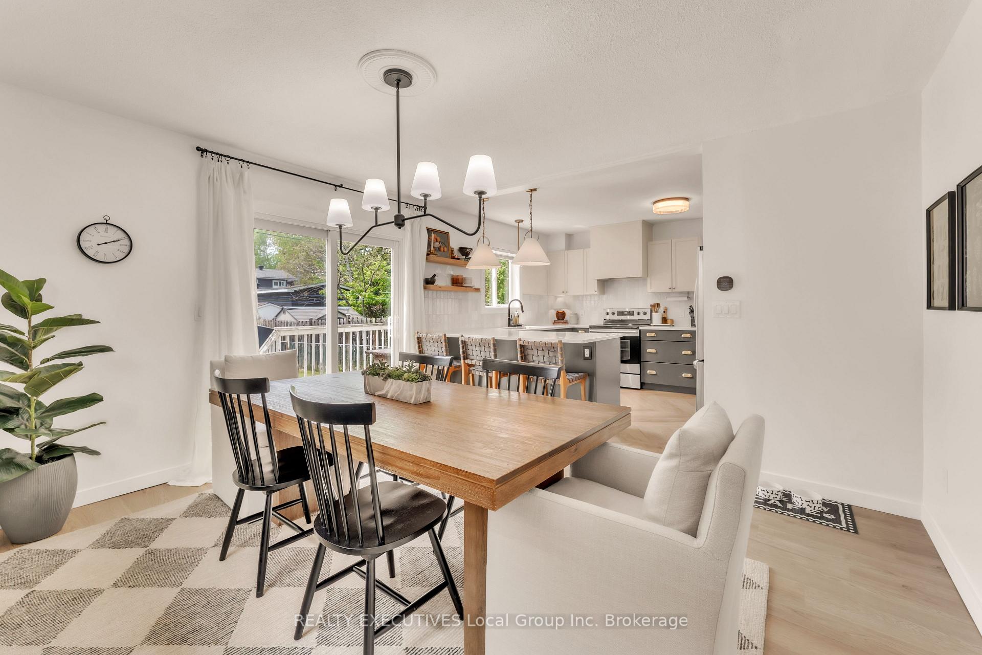 Photo 6 of 143 Whitney Avenue, North Bay, Ferris — HOMEH