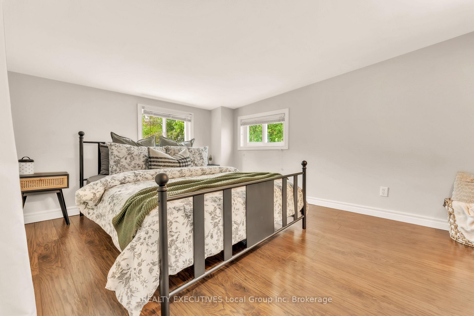 Photo 20 of 143 Whitney Avenue, North Bay, Ferris — HOMEH