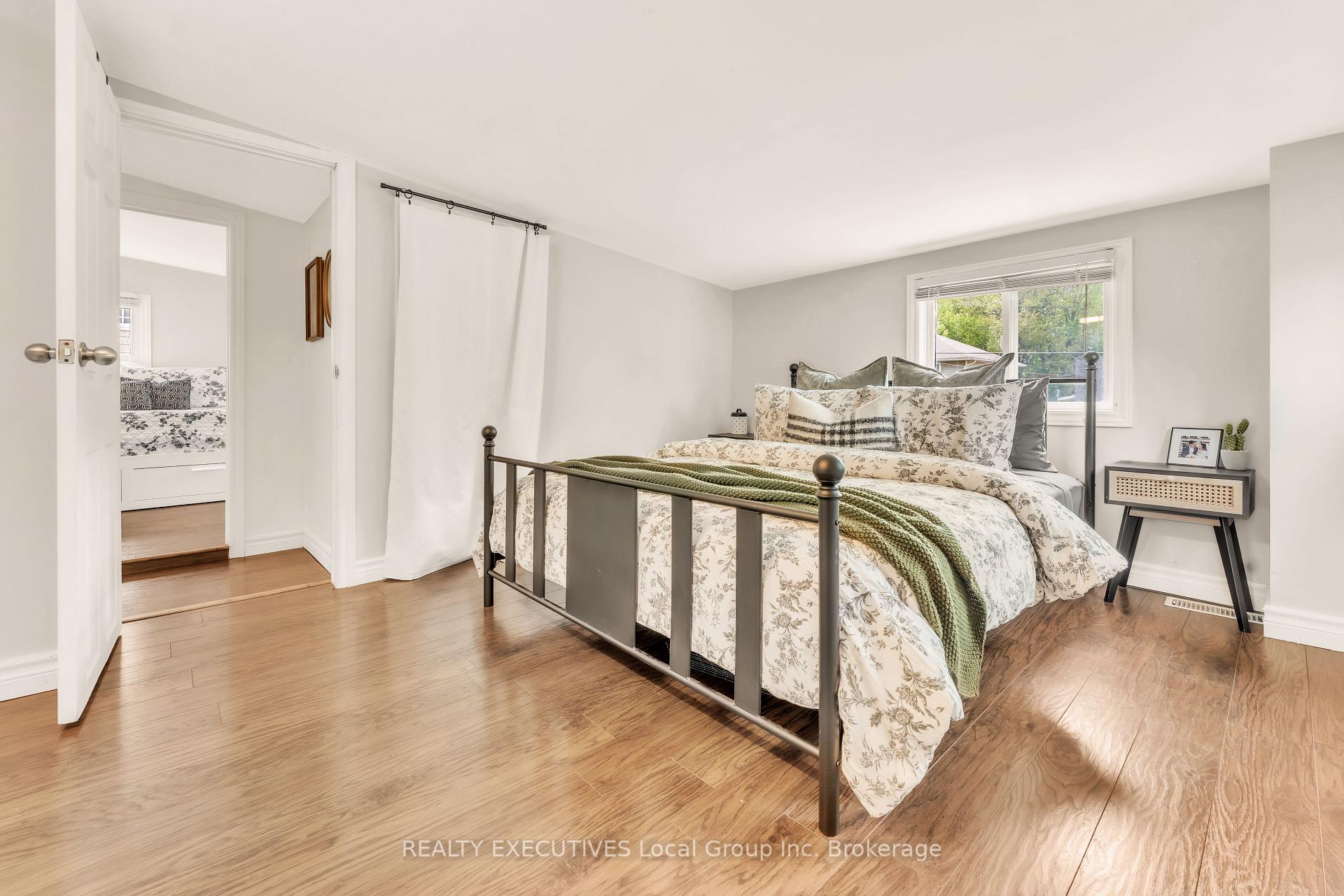 Photo 21 of 143 Whitney Avenue, North Bay, Ferris — HOMEH