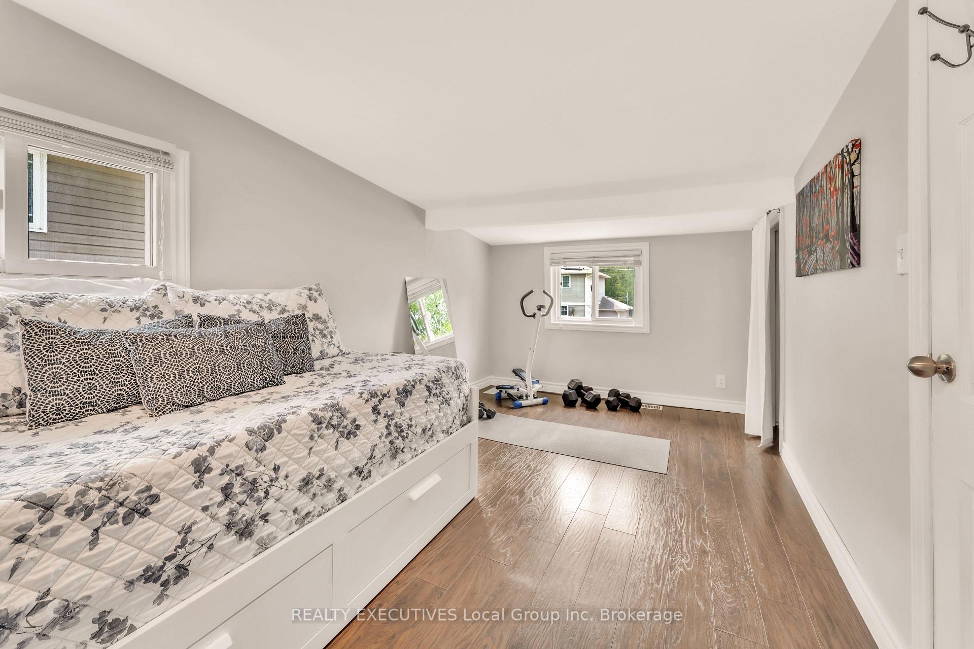 Photo 23 of 143 Whitney Avenue, North Bay, Ferris — HOMEH