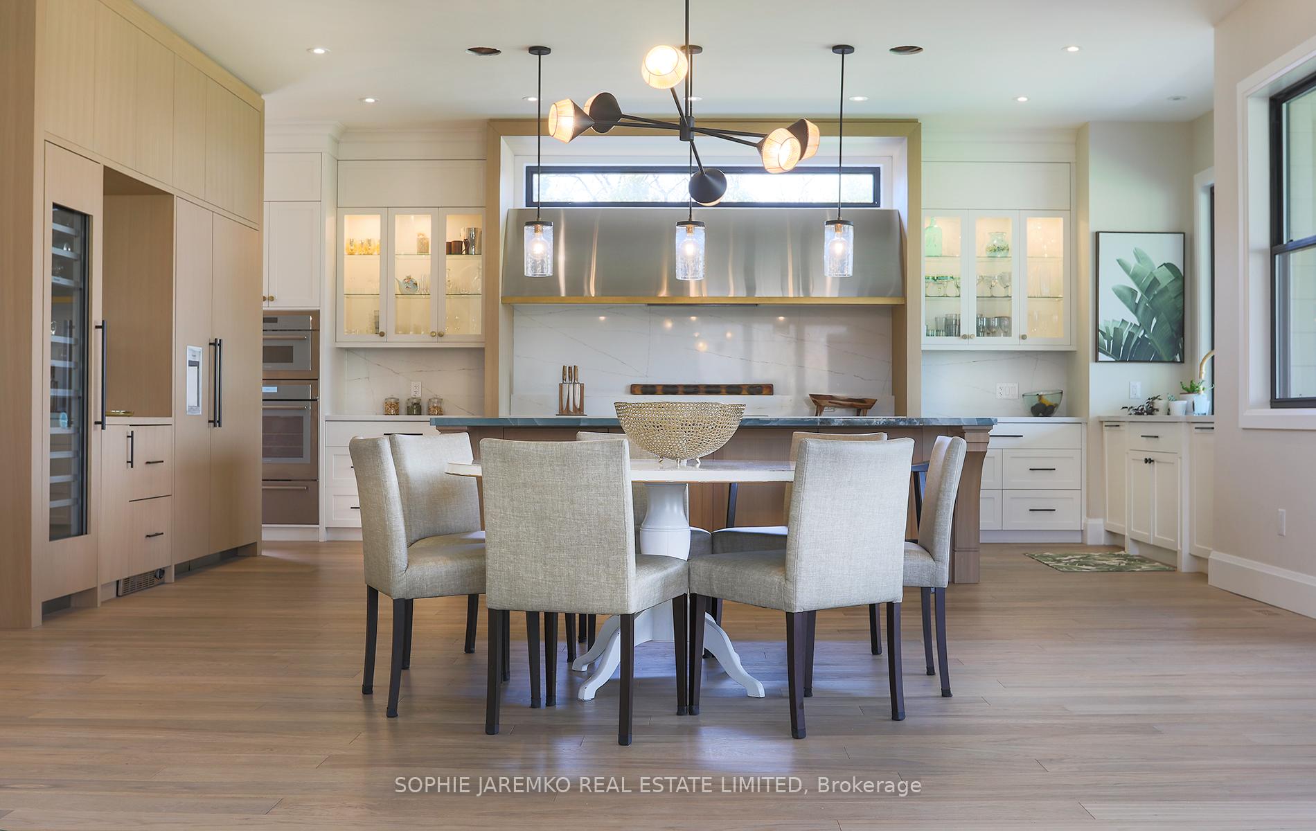 Photo 5 of 939 Melton Drive, Mississauga, Lakeview — HOMEH