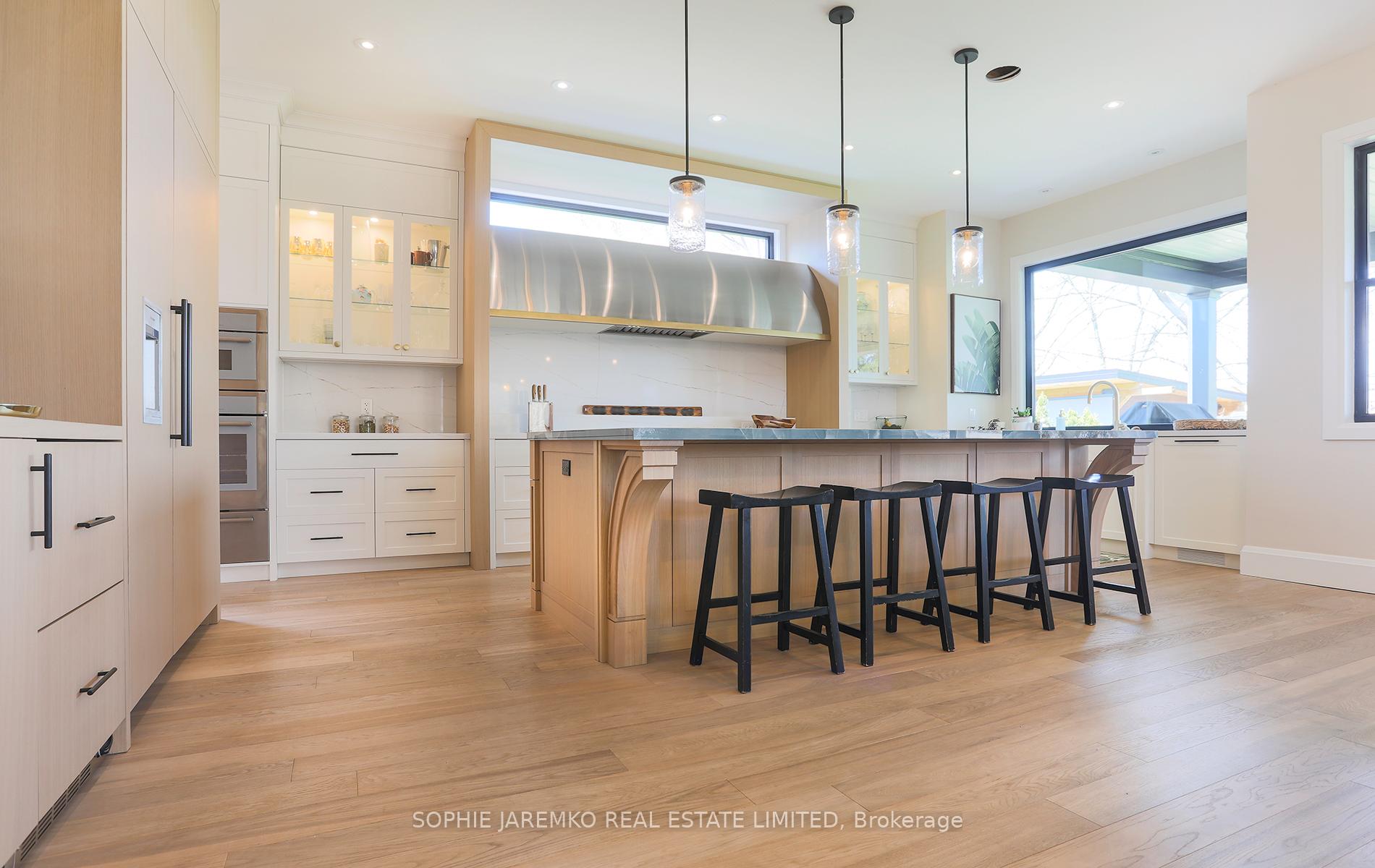 Photo 7 of 939 Melton Drive, Mississauga, Lakeview — HOMEH