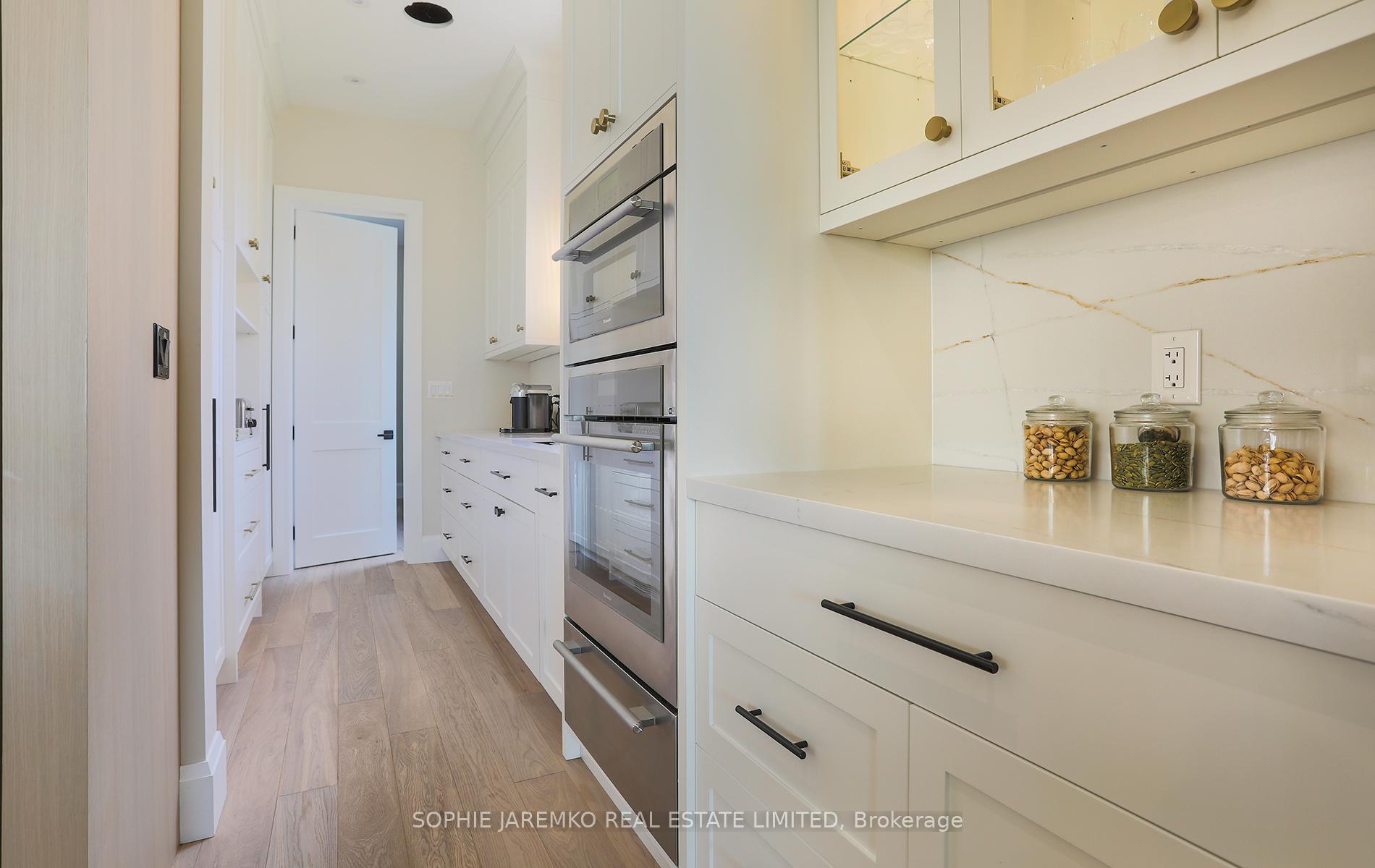 Photo 15 of 939 Melton Drive, Mississauga, Lakeview — HOMEH