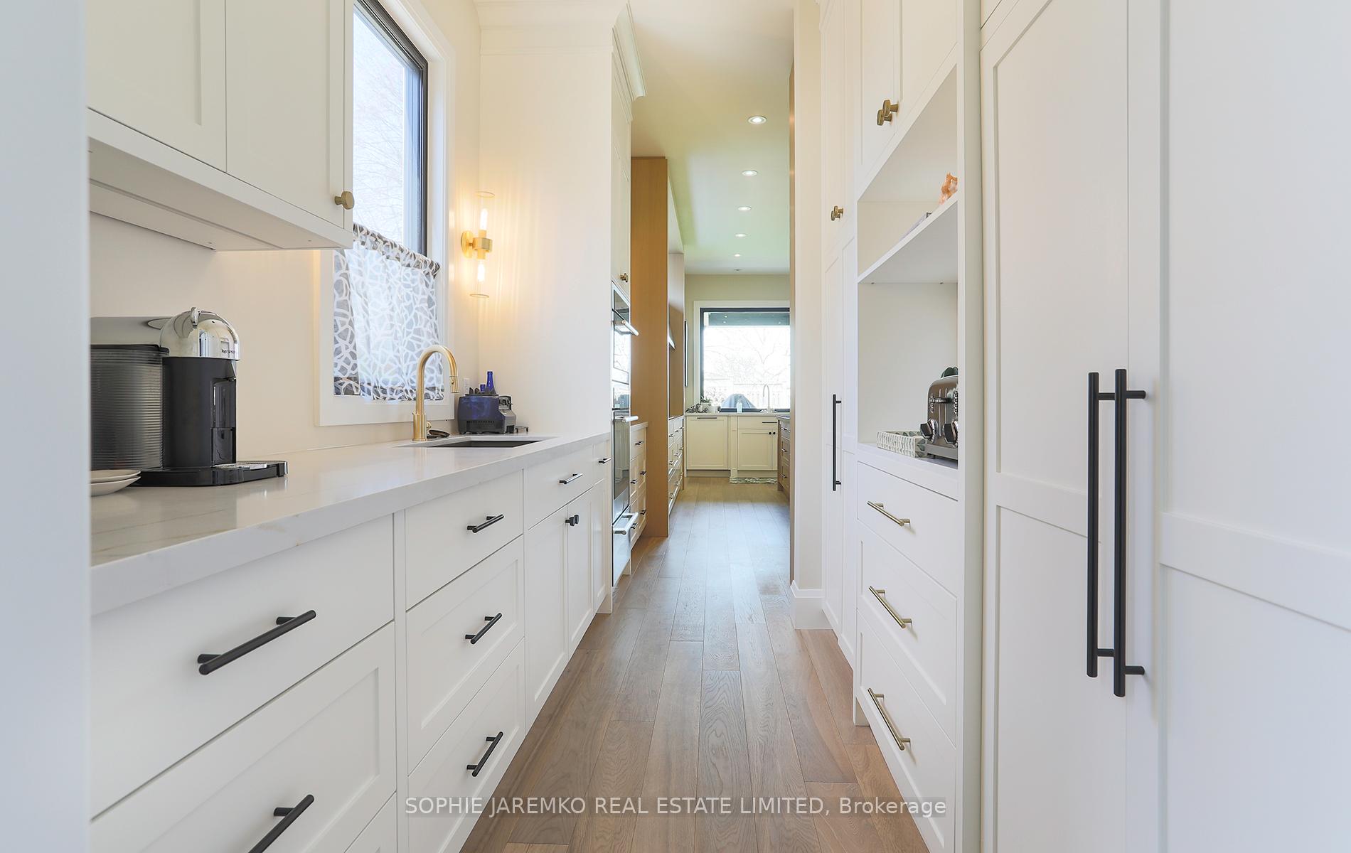 Photo 16 of 939 Melton Drive, Mississauga, Lakeview — HOMEH