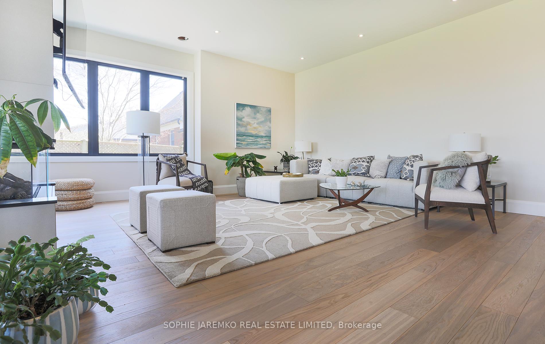 Photo 19 of 939 Melton Drive, Mississauga, Lakeview — HOMEH