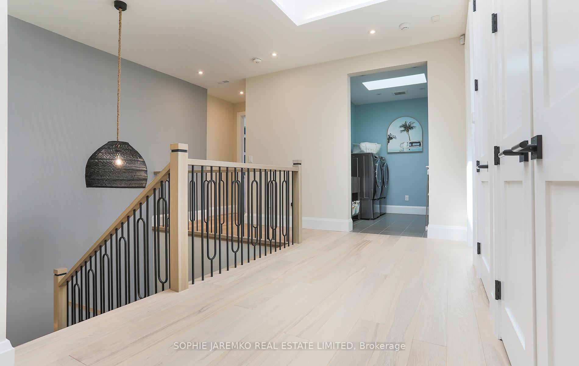 Photo 23 of 939 Melton Drive, Mississauga, Lakeview — HOMEH