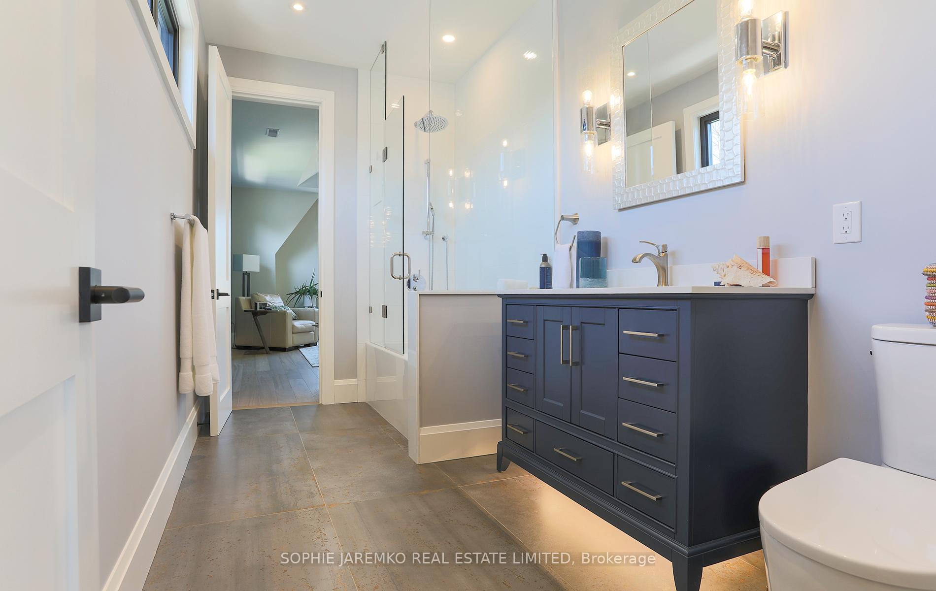 Photo 31 of 939 Melton Drive, Mississauga, Lakeview — HOMEH