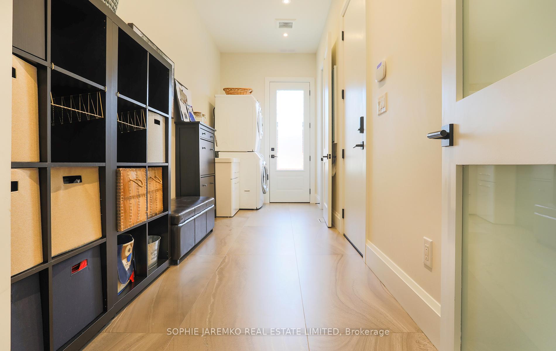 Photo 37 of 939 Melton Drive, Mississauga, Lakeview — HOMEH