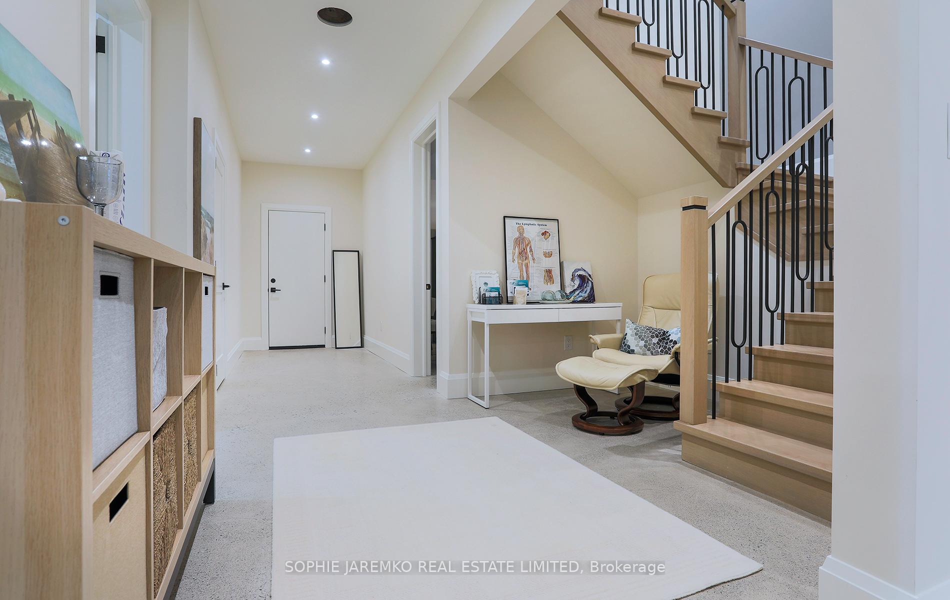 Photo 38 of 939 Melton Drive, Mississauga, Lakeview — HOMEH