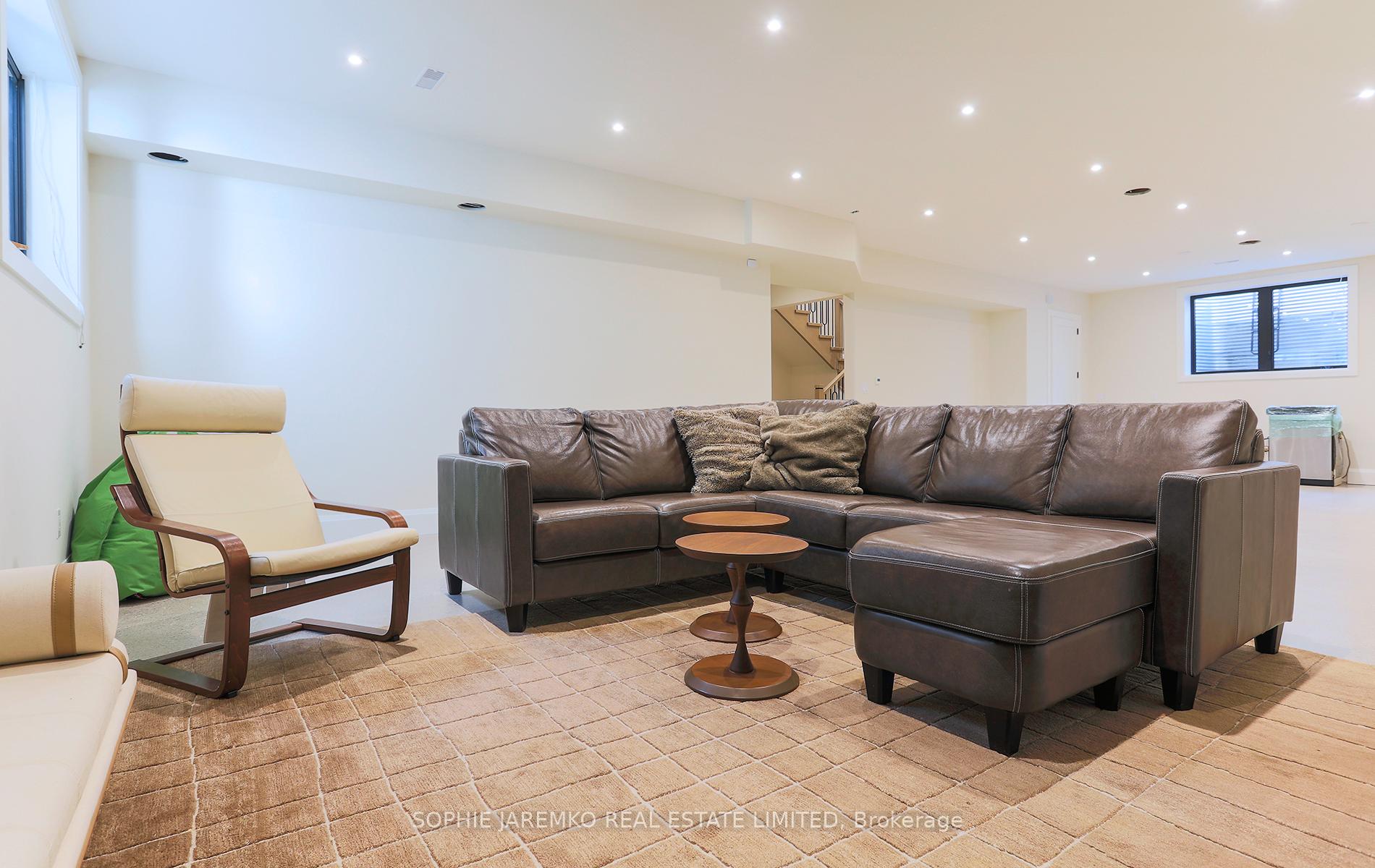 Photo 44 of 939 Melton Drive, Mississauga, Lakeview — HOMEH