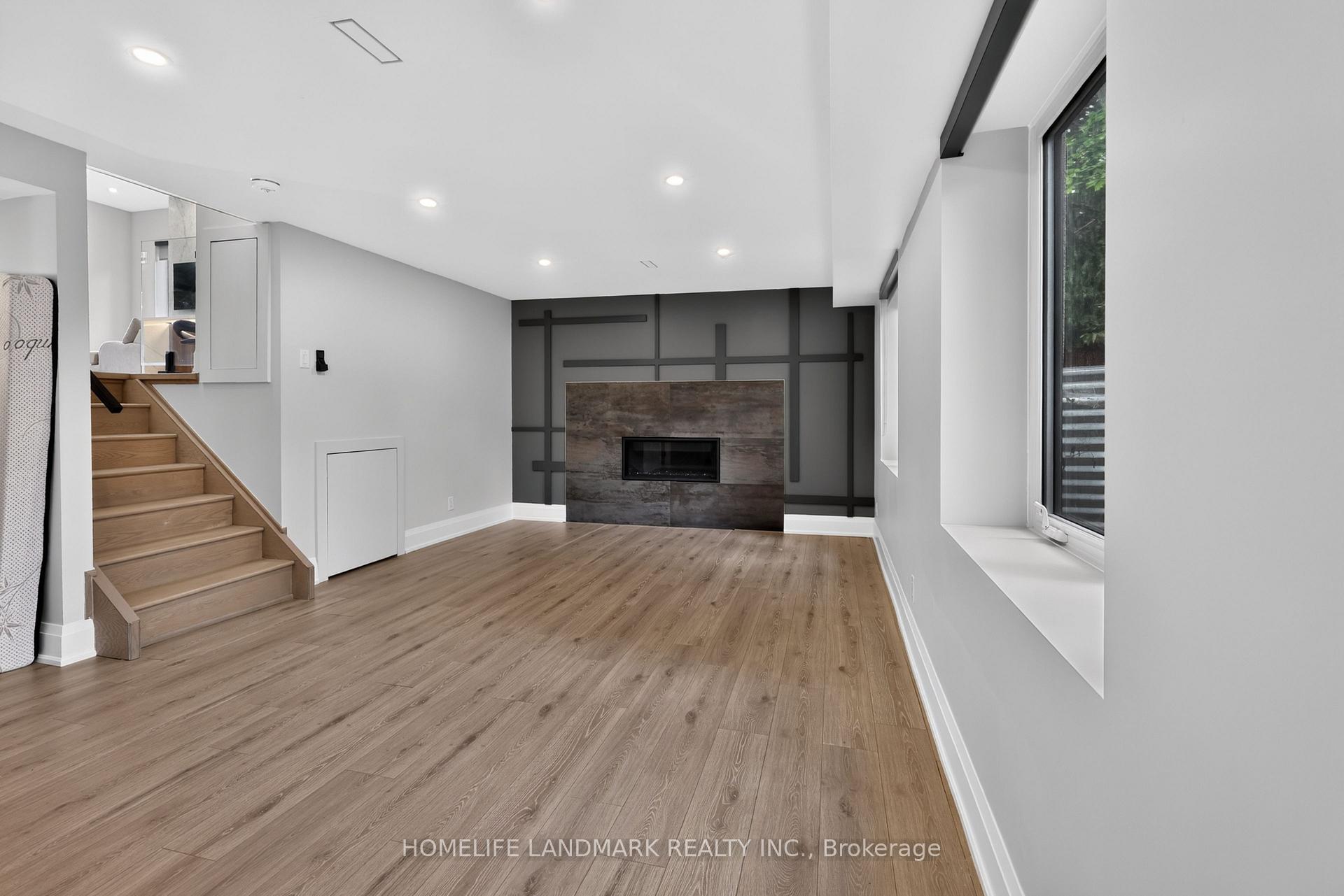 Photo 31 of 6423 Dunray Crescent, Mississauga, Streetsville — HOMEH