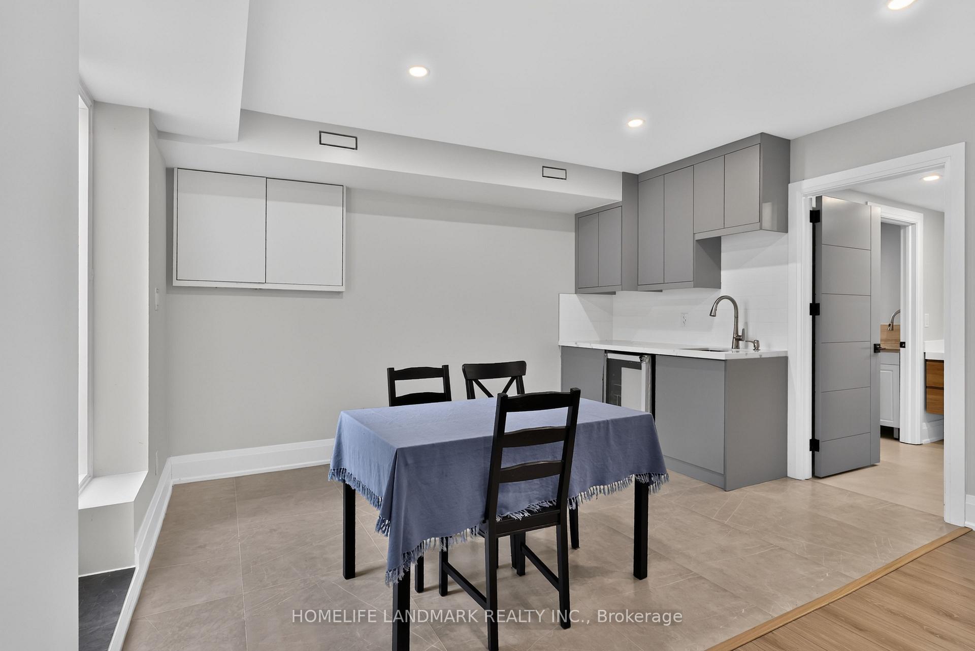 Photo 33 of 6423 Dunray Crescent, Mississauga, Streetsville — HOMEH
