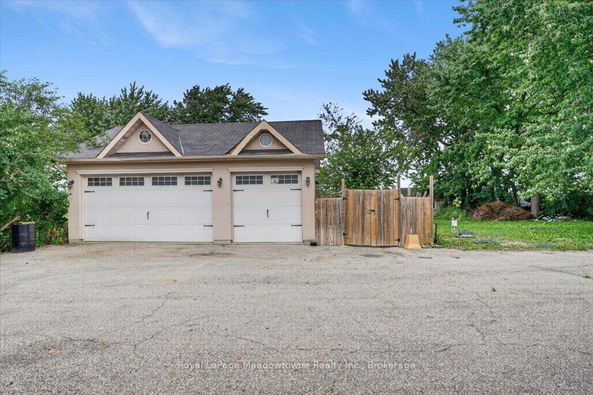 Photo 2 of 8159 Eighth Line, Halton Hills, Rural Halton Hills — HOMEH