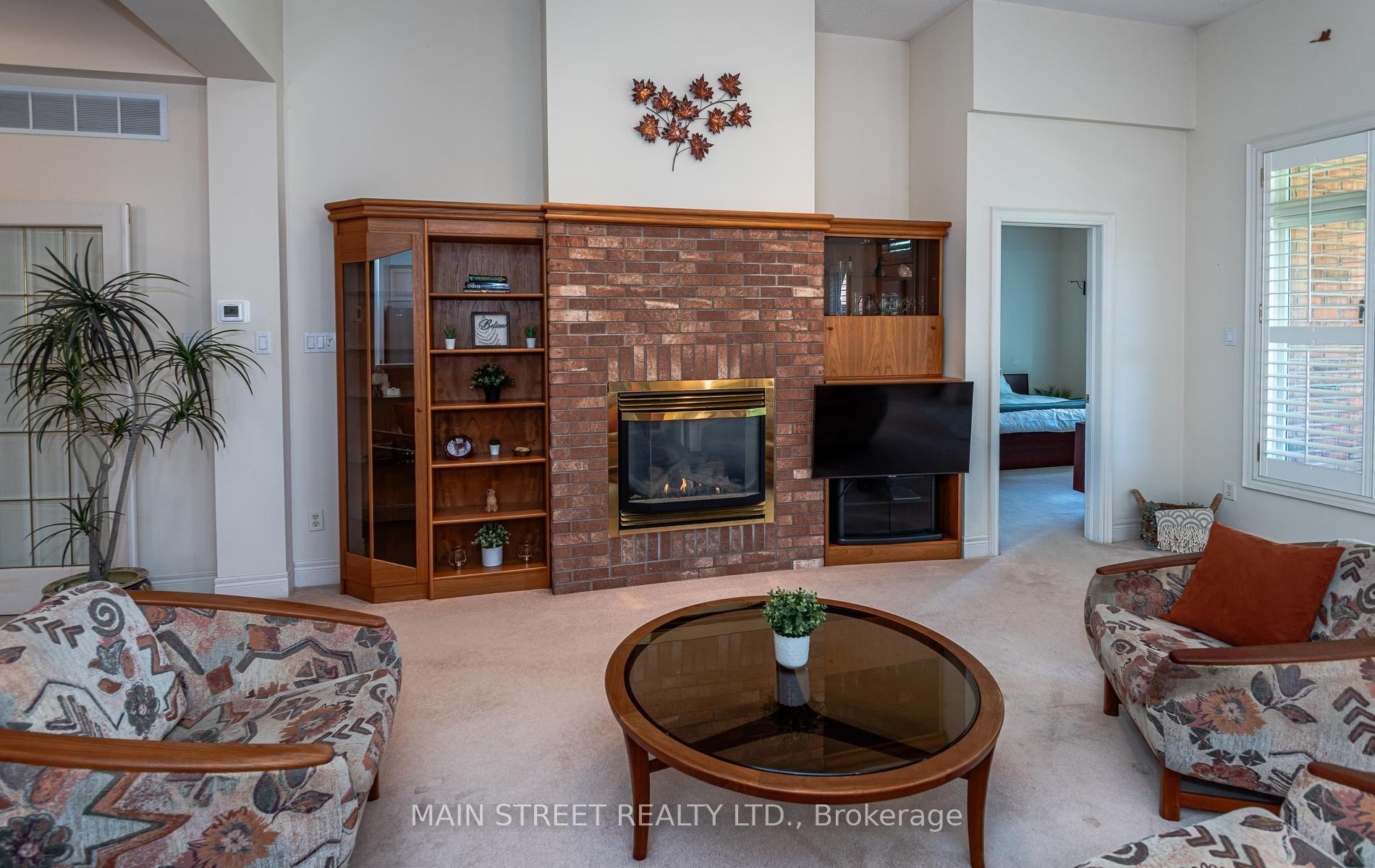Photo 11 of 54 Couples Gallery, Whitchurch-Stouffville, Ballantrae — HOMEH
