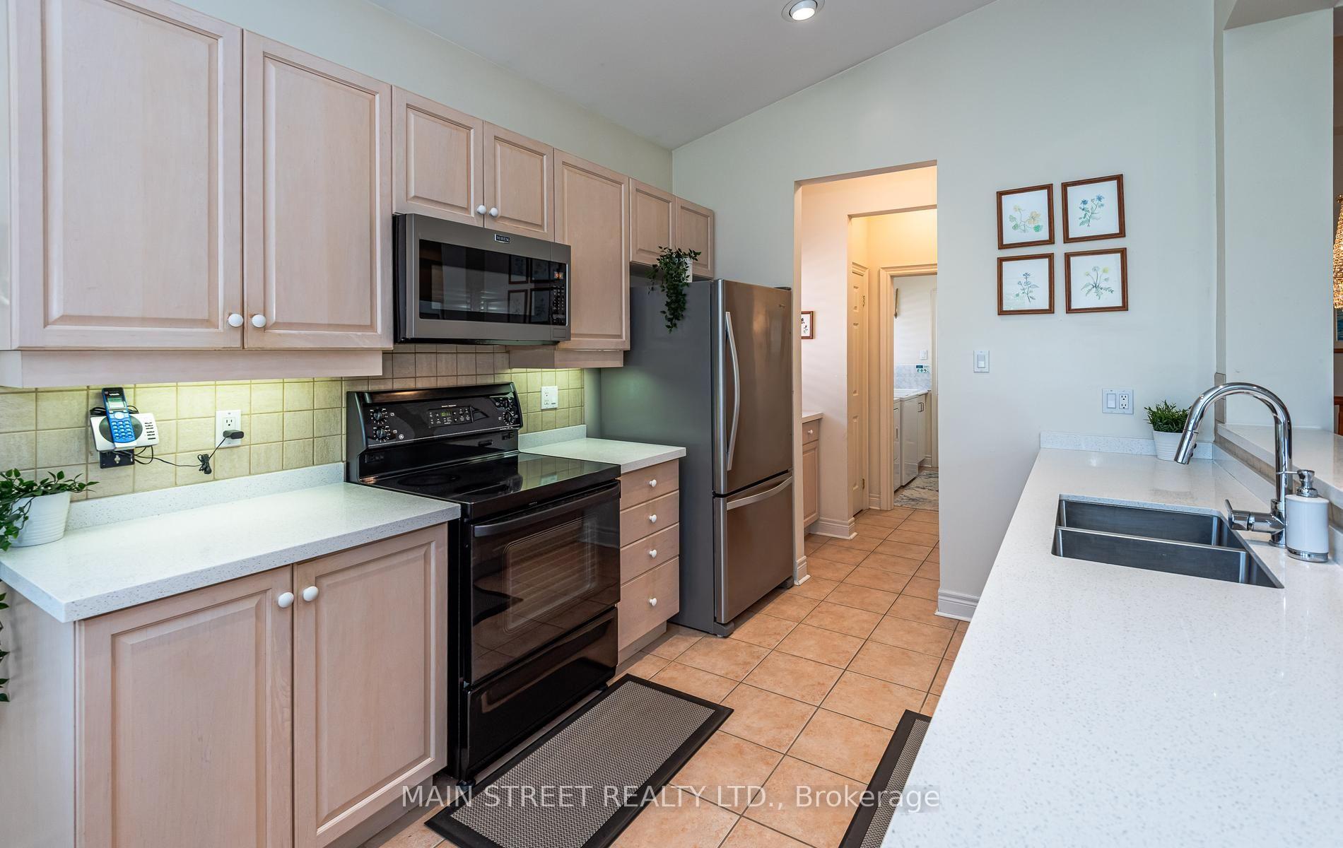 Photo 19 of 54 Couples Gallery, Whitchurch-Stouffville, Ballantrae — HOMEH