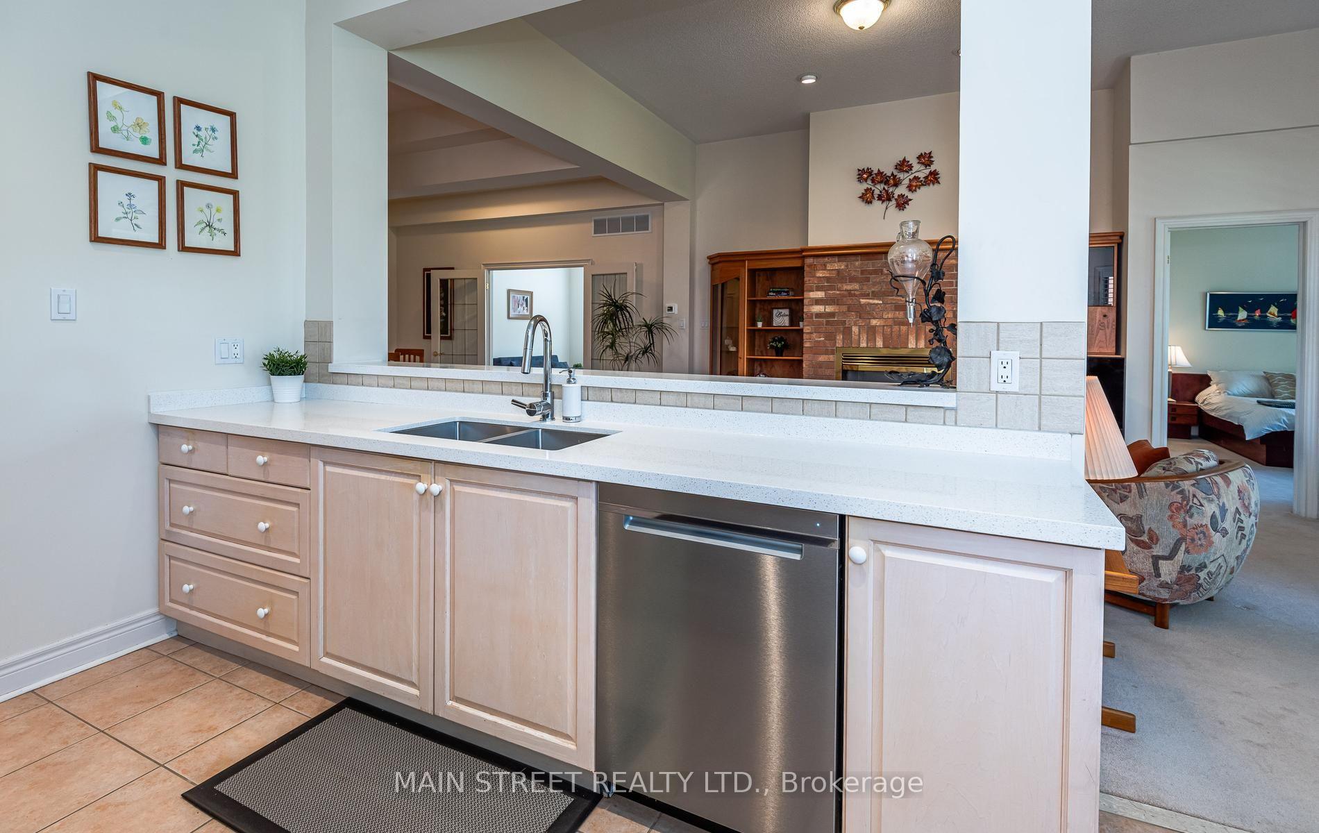 Photo 20 of 54 Couples Gallery, Whitchurch-Stouffville, Ballantrae — HOMEH