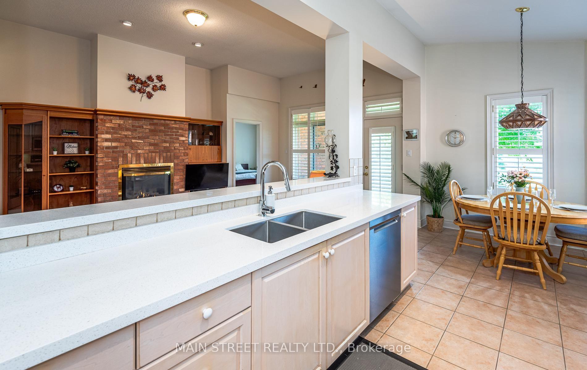Photo 21 of 54 Couples Gallery, Whitchurch-Stouffville, Ballantrae — HOMEH