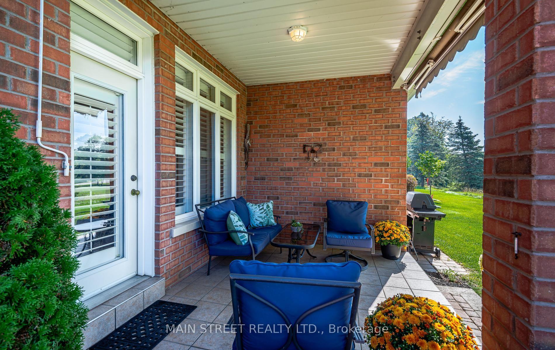Photo 37 of 54 Couples Gallery, Whitchurch-Stouffville, Ballantrae — HOMEH