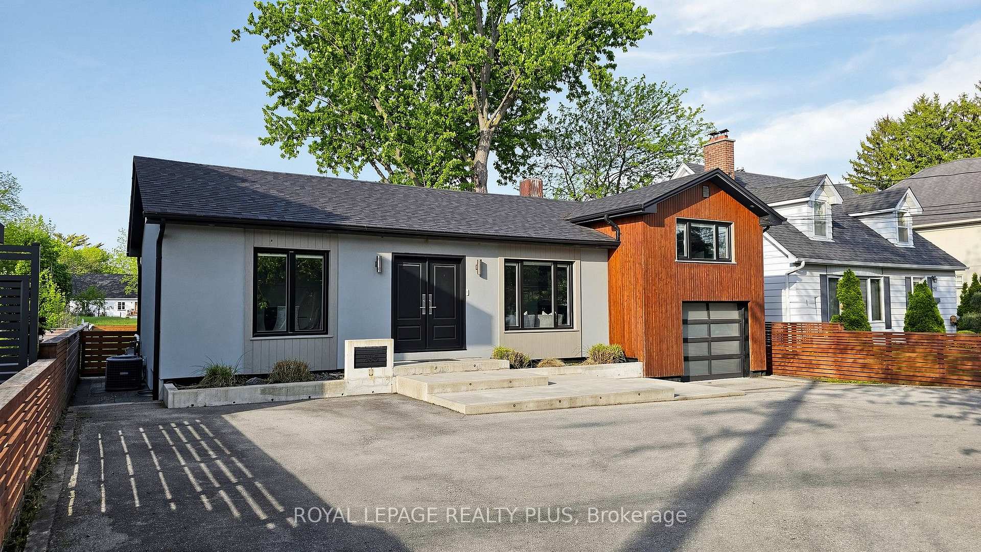 Photo 1 of 285 Bronte Road, Oakville, Bronte — HOMEH