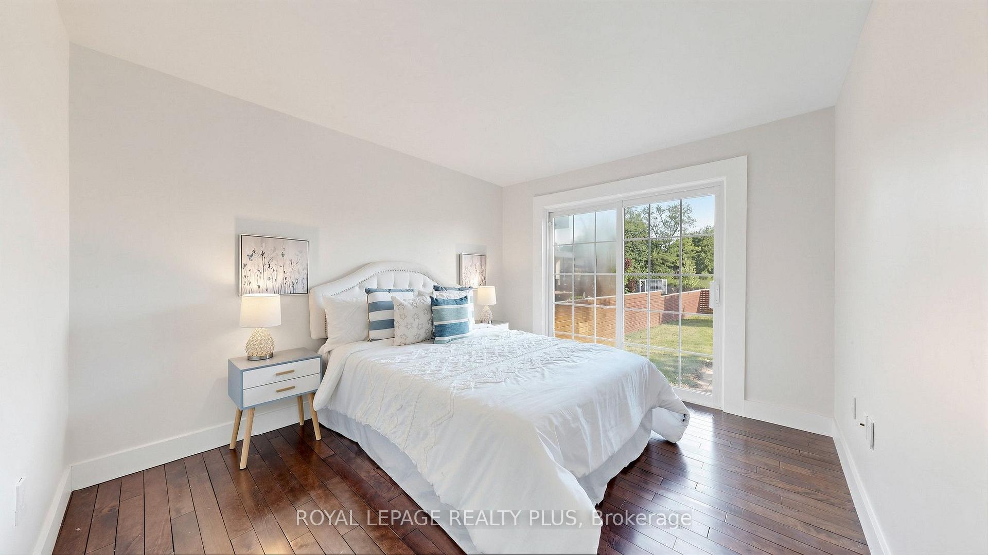 Photo 7 of 285 Bronte Road, Oakville, Bronte — HOMEH
