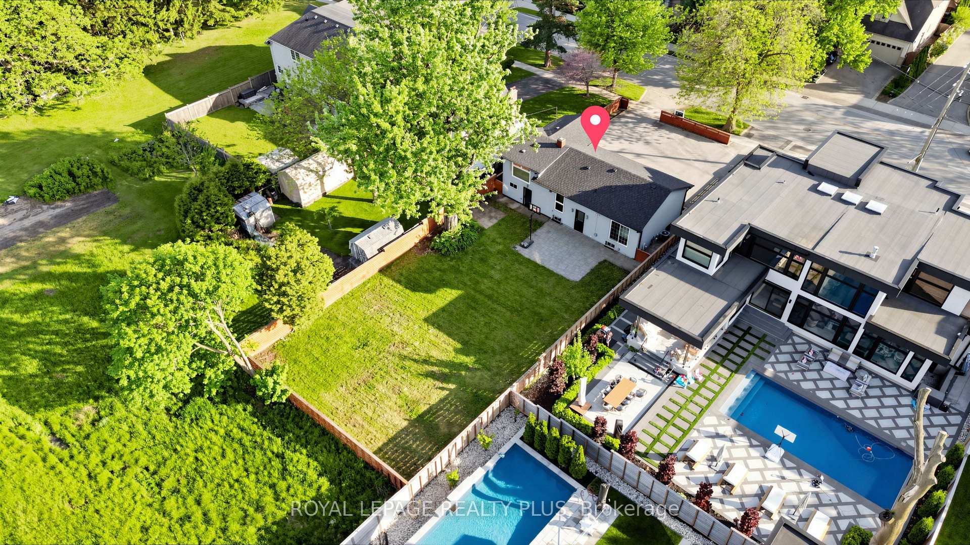Photo 20 of 285 Bronte Road, Oakville, Bronte — HOMEH