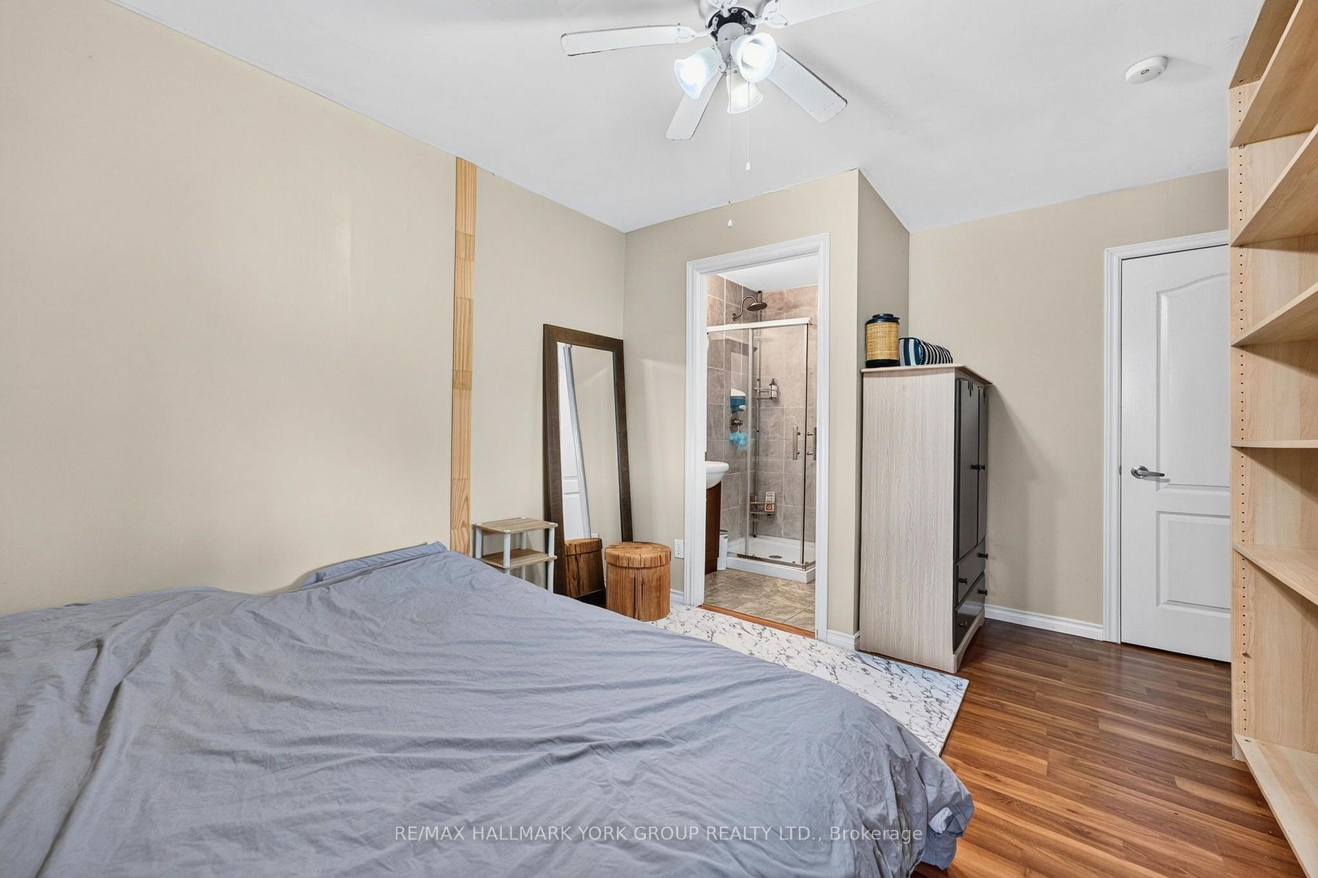 Photo 13 of 815 Lagoon Drive, Georgina, Historic Lakeshore Communities — HOMEH