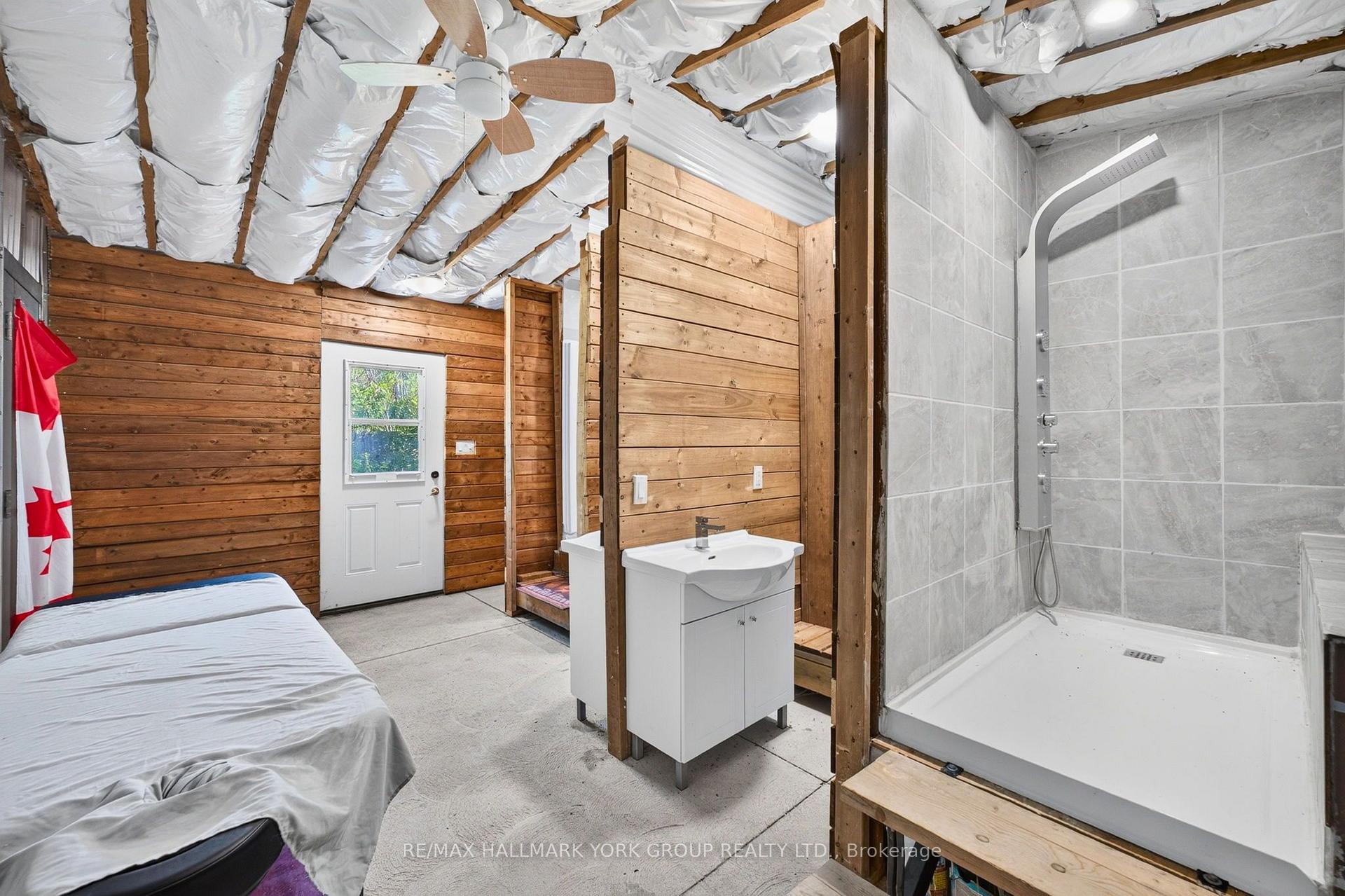 Photo 22 of 815 Lagoon Drive, Georgina, Historic Lakeshore Communities — HOMEH