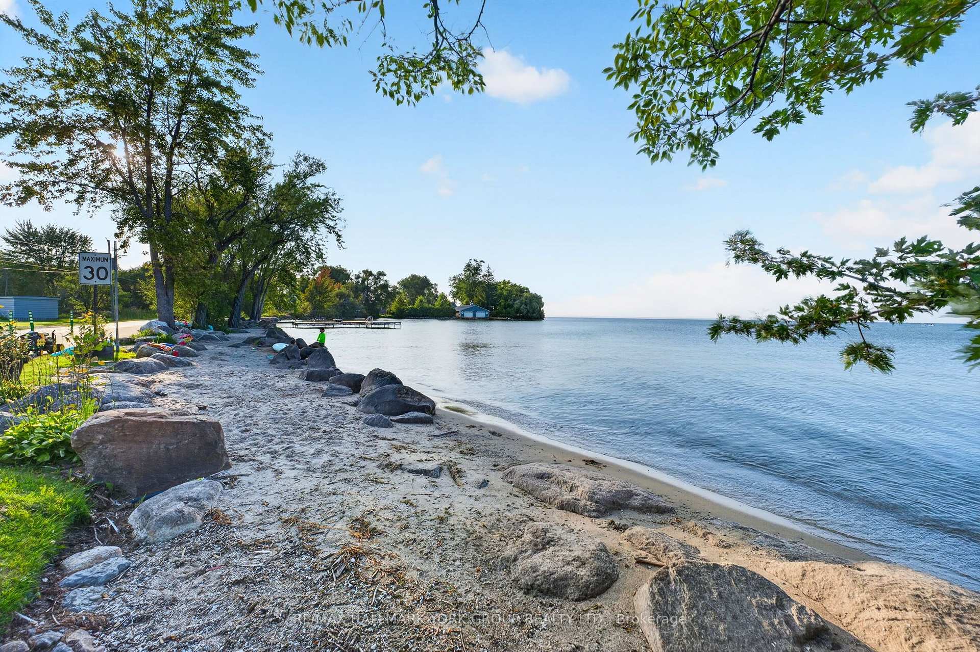 Photo 46 of 815 Lagoon Drive, Georgina, Historic Lakeshore Communities — HOMEH