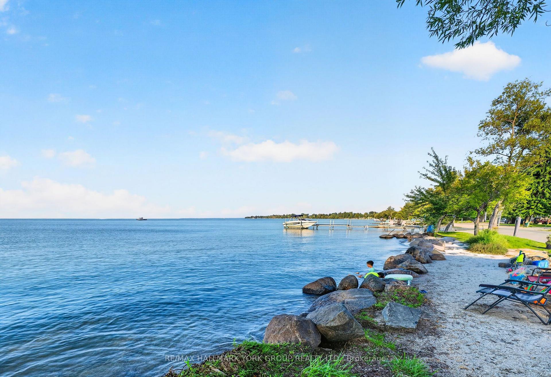 Photo 47 of 815 Lagoon Drive, Georgina, Historic Lakeshore Communities — HOMEH