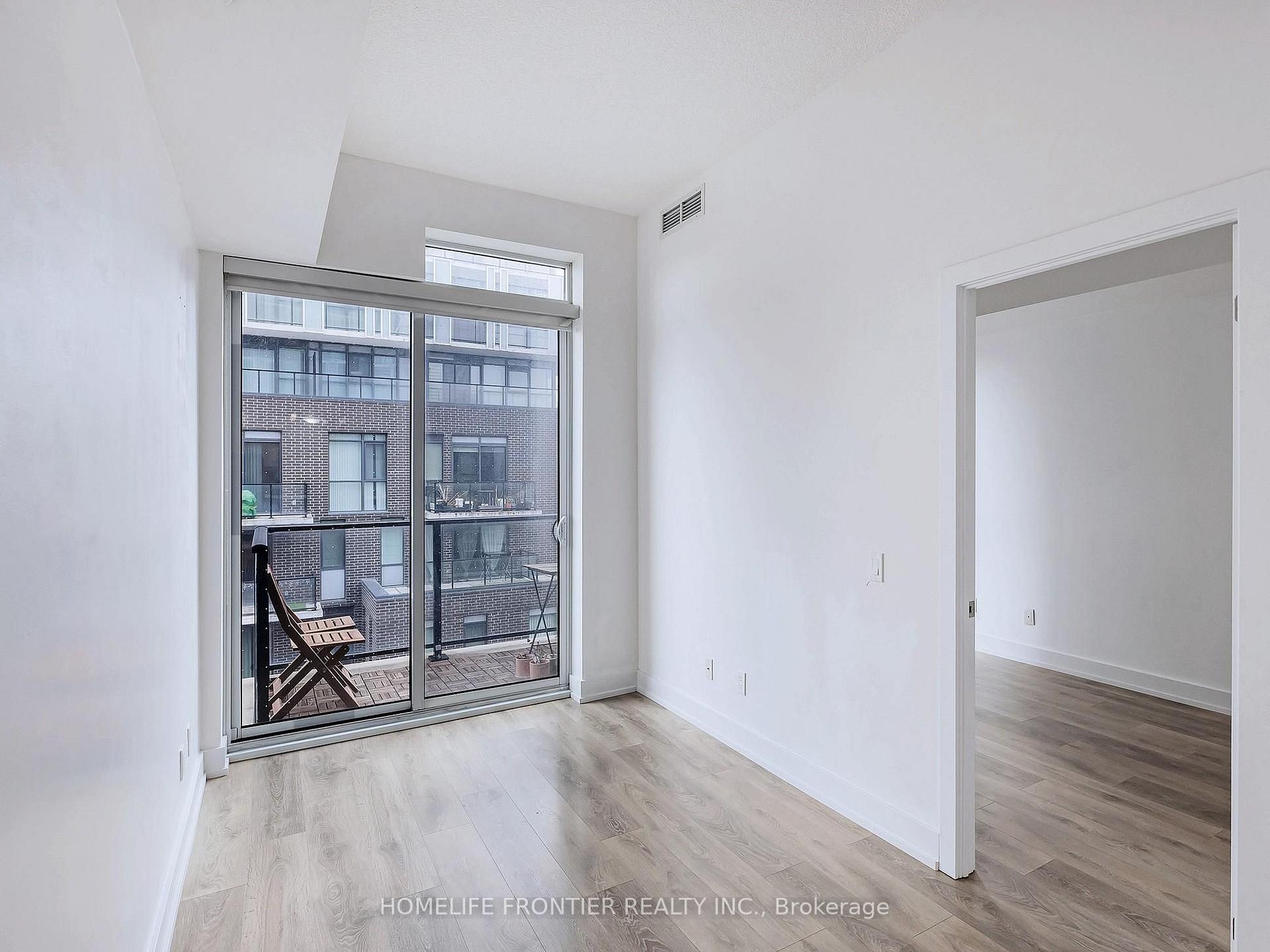 Photo 3 of Unit 418, 128 Fairview Mall Drive, North York, Don Valley Village — HOMEH
