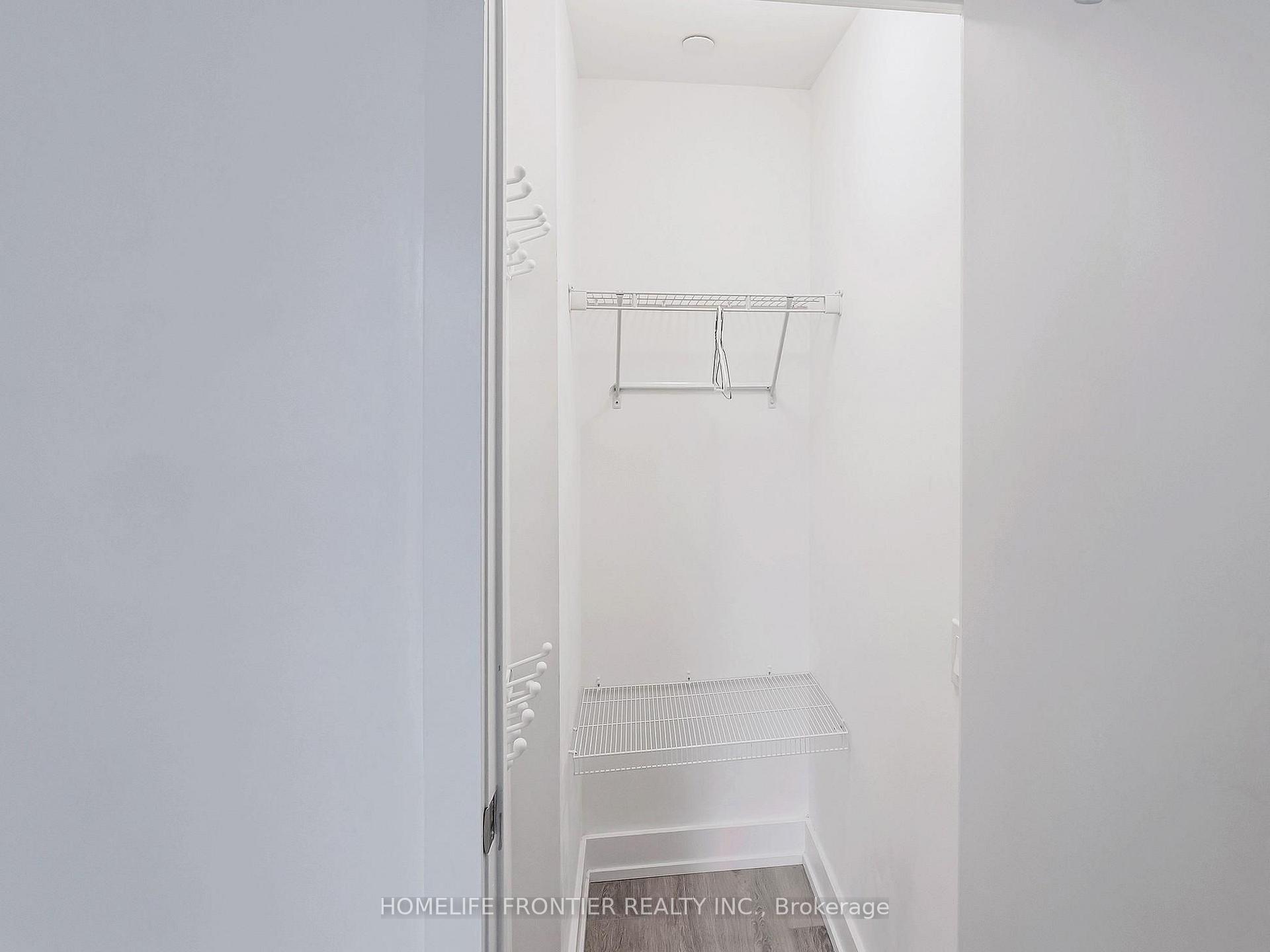 Photo 6 of Unit 418, 128 Fairview Mall Drive, North York, Don Valley Village — HOMEH