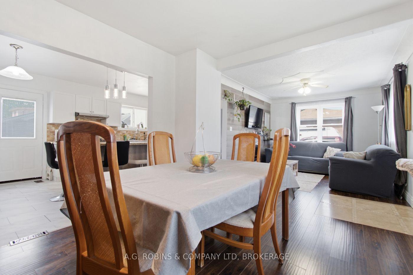 Photo 9 of 54 Clifford Avenue, Welland, Broadway — HOMEH