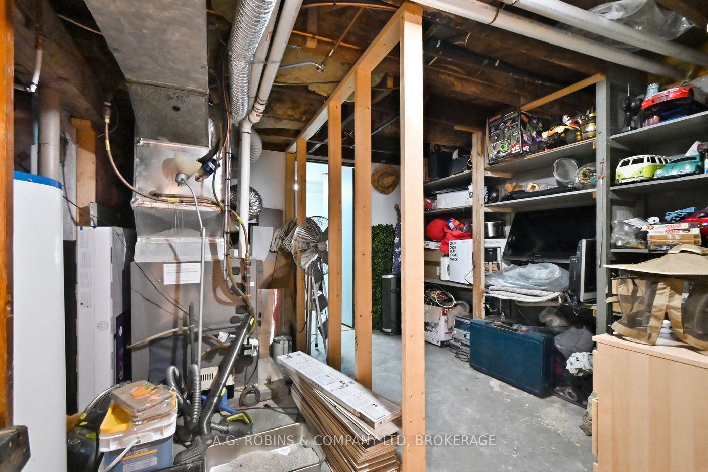 Photo 32 of 54 Clifford Avenue, Welland, Broadway — HOMEH