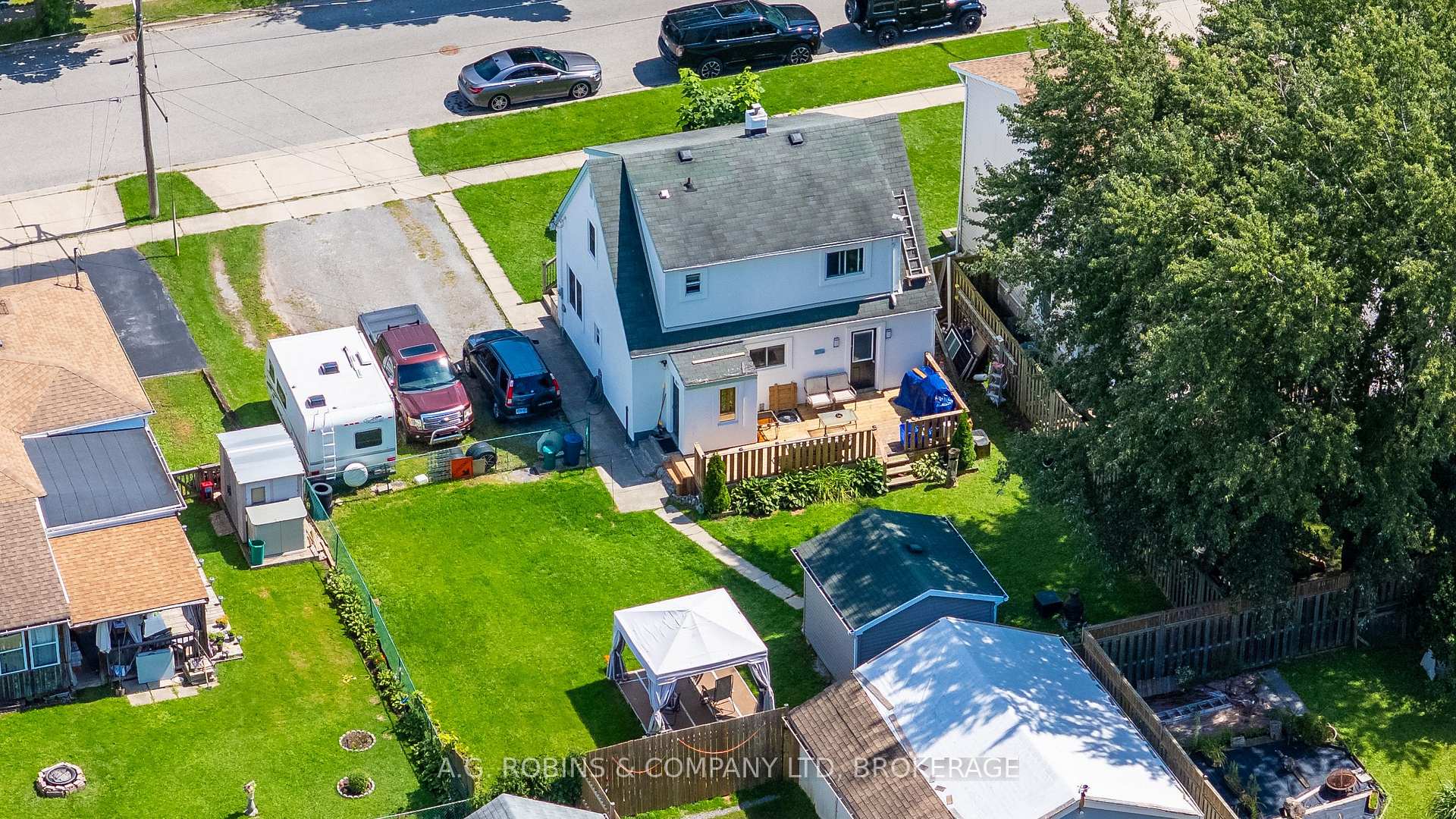 Photo 39 of 54 Clifford Avenue, Welland, Broadway — HOMEH