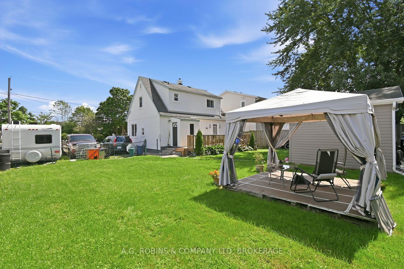 Photo 41 of 54 Clifford Avenue, Welland, Broadway — HOMEH