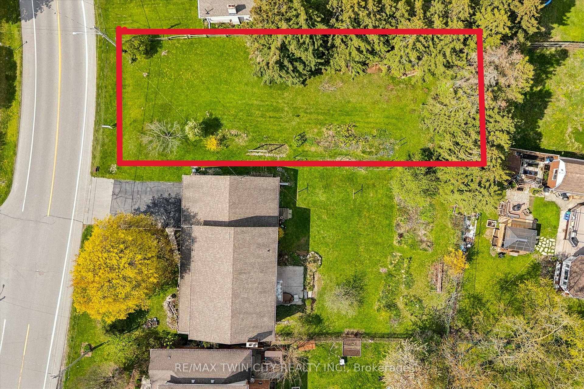Photo 2 of 146 Carson Drive, Kitchener, Grand River North — HOMEH