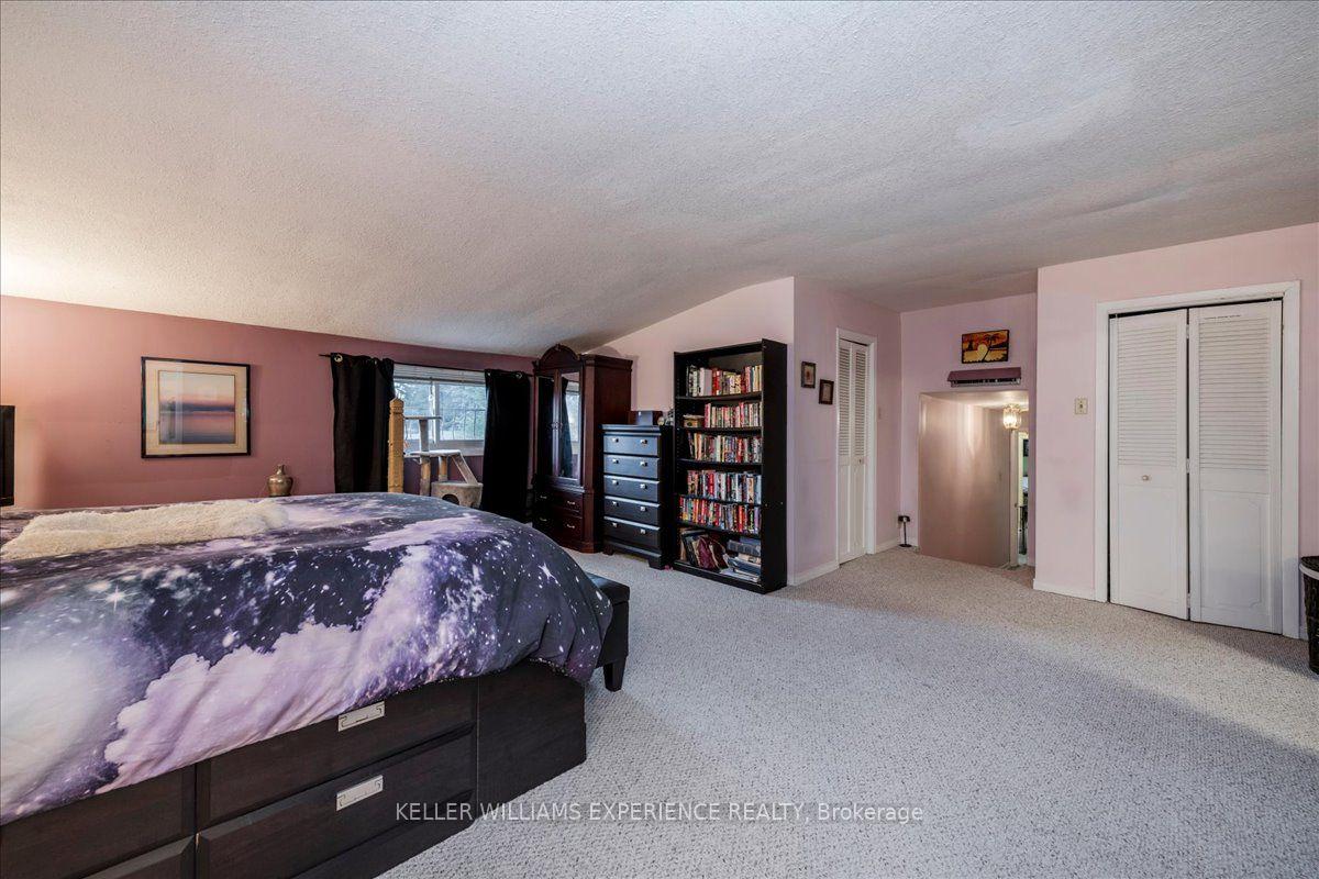 Photo 25 of 298 Seventh Street, Midland — HOMEH