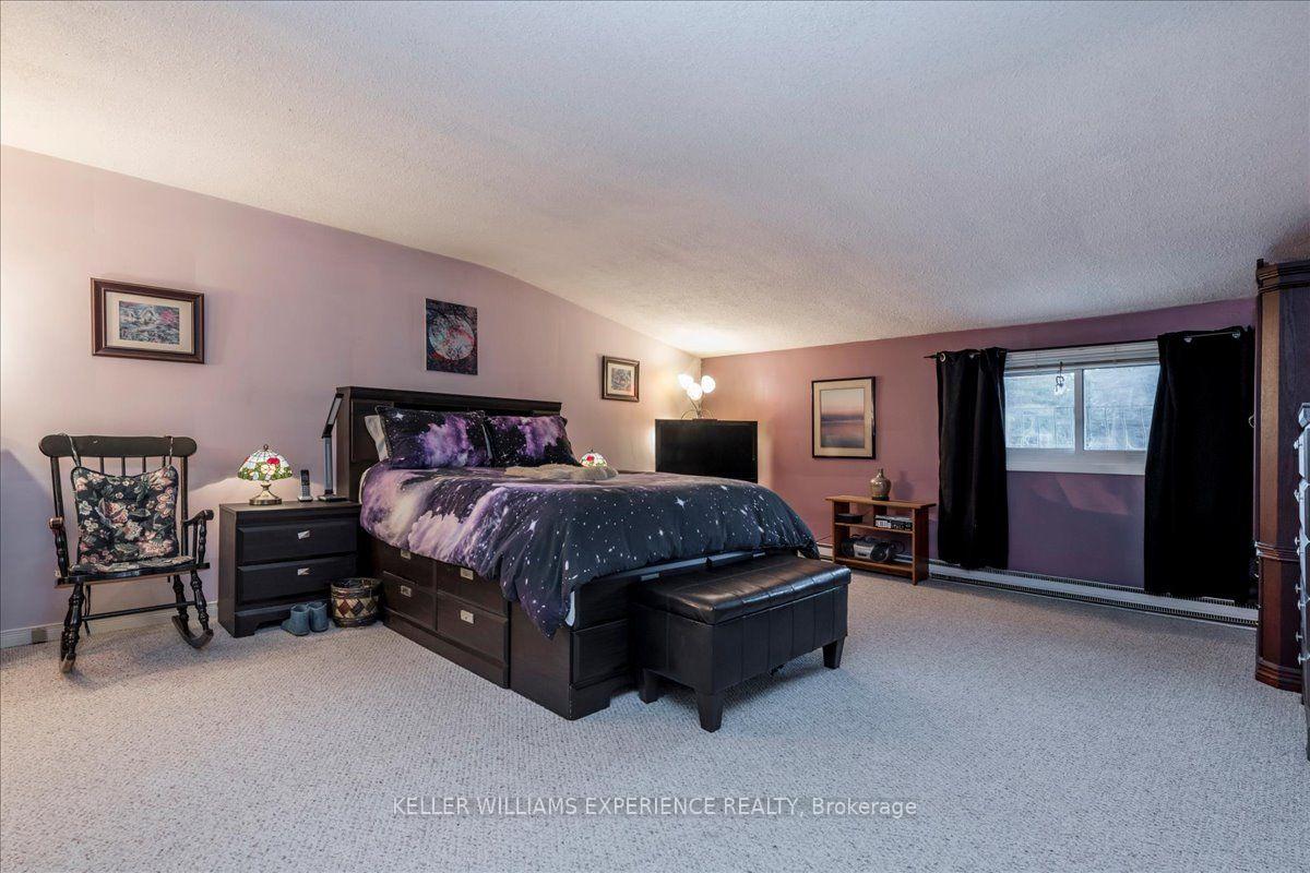 Photo 26 of 298 Seventh Street, Midland — HOMEH