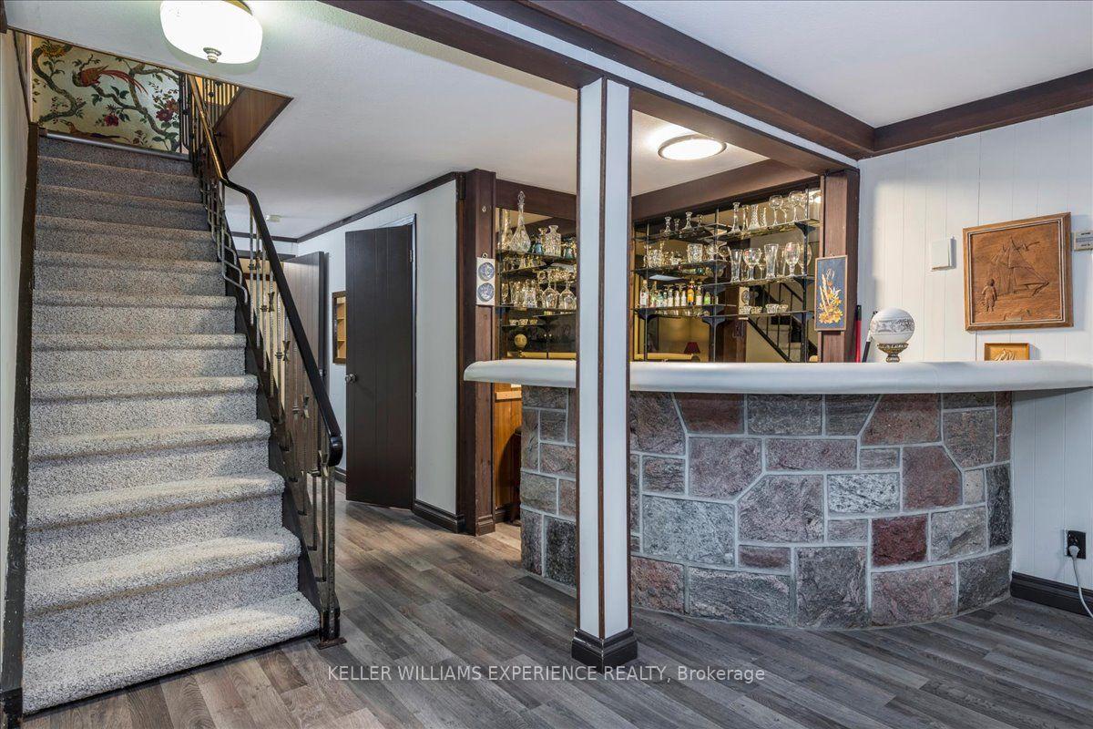 Photo 29 of 298 Seventh Street, Midland — HOMEH