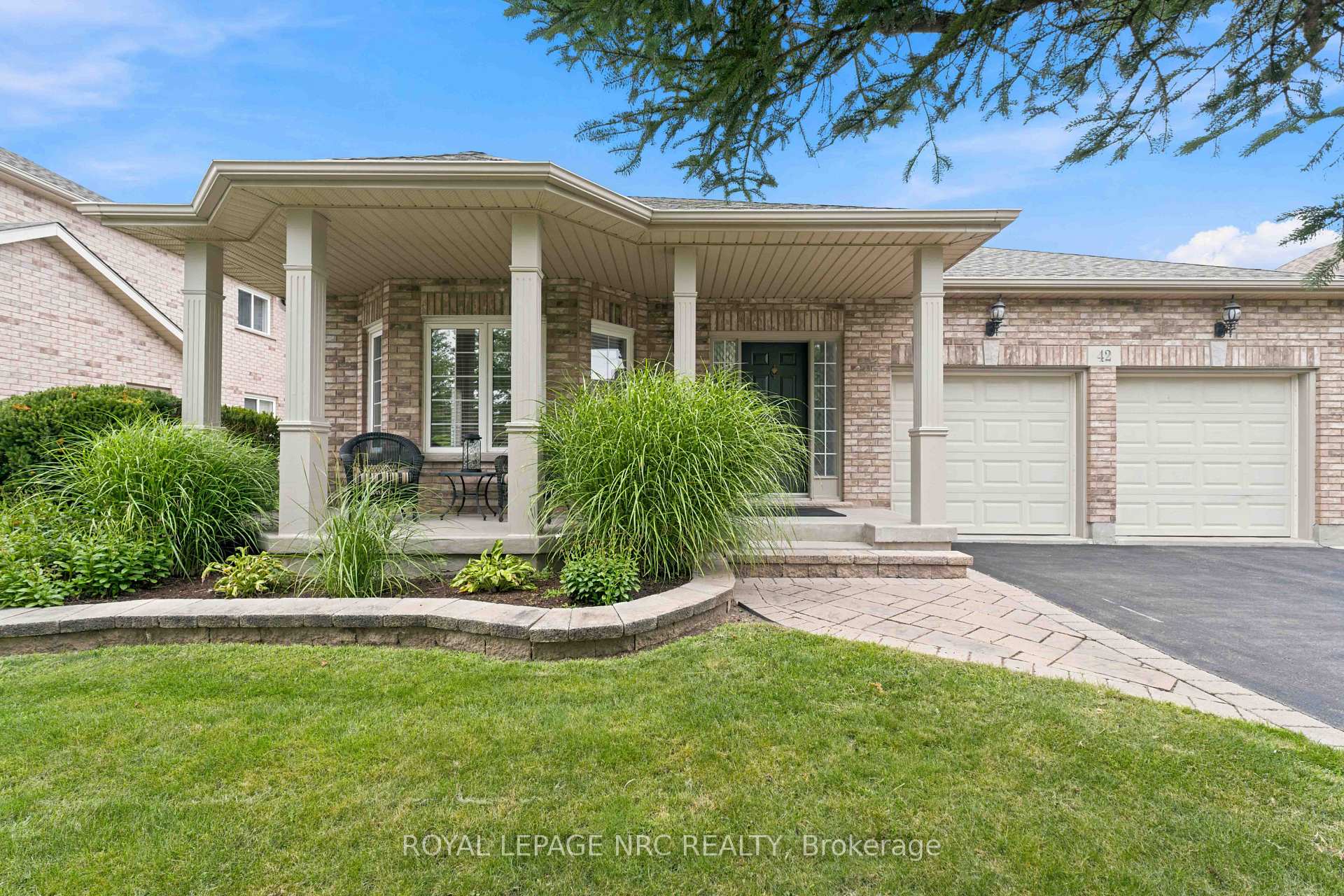 Photo 3 of 42 Loretta Drive, Niagara-on-the-Lake, Virgil — HOMEH