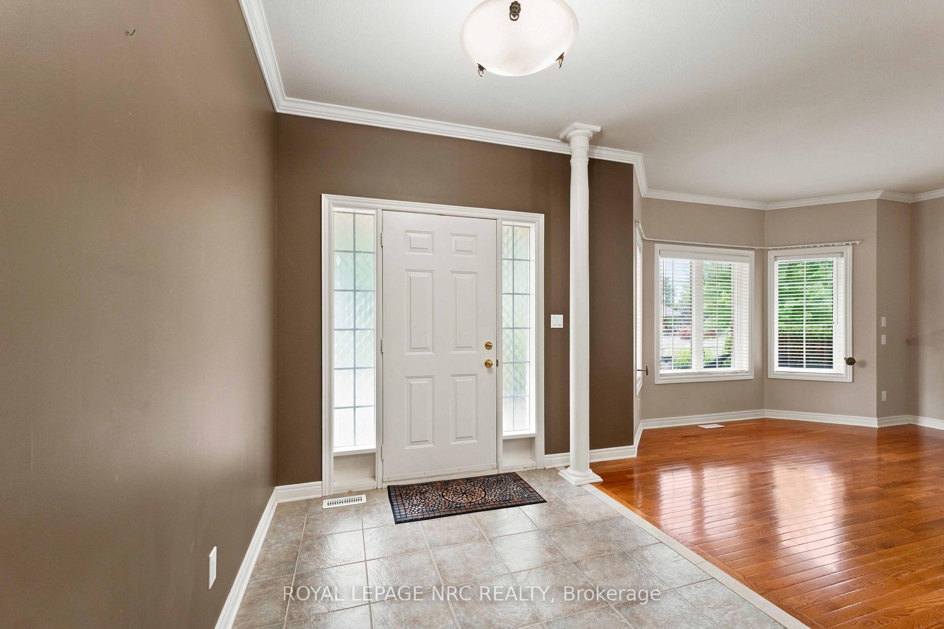Photo 6 of 42 Loretta Drive, Niagara-on-the-Lake, Virgil — HOMEH