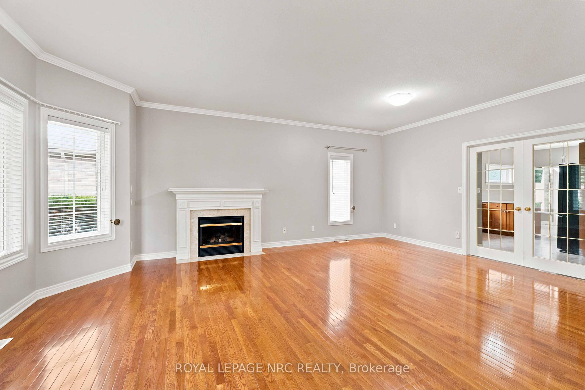 Photo 7 of 42 Loretta Drive, Niagara-on-the-Lake, Virgil — HOMEH