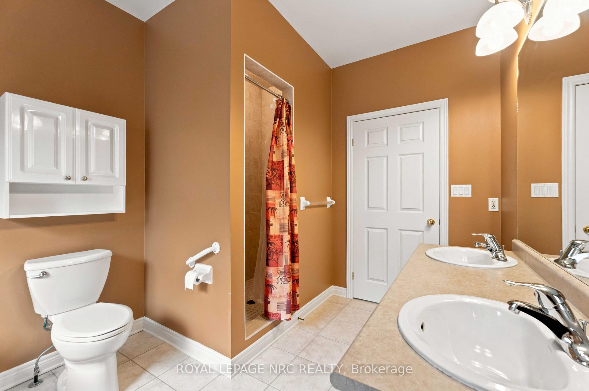 Photo 20 of 42 Loretta Drive, Niagara-on-the-Lake, Virgil — HOMEH