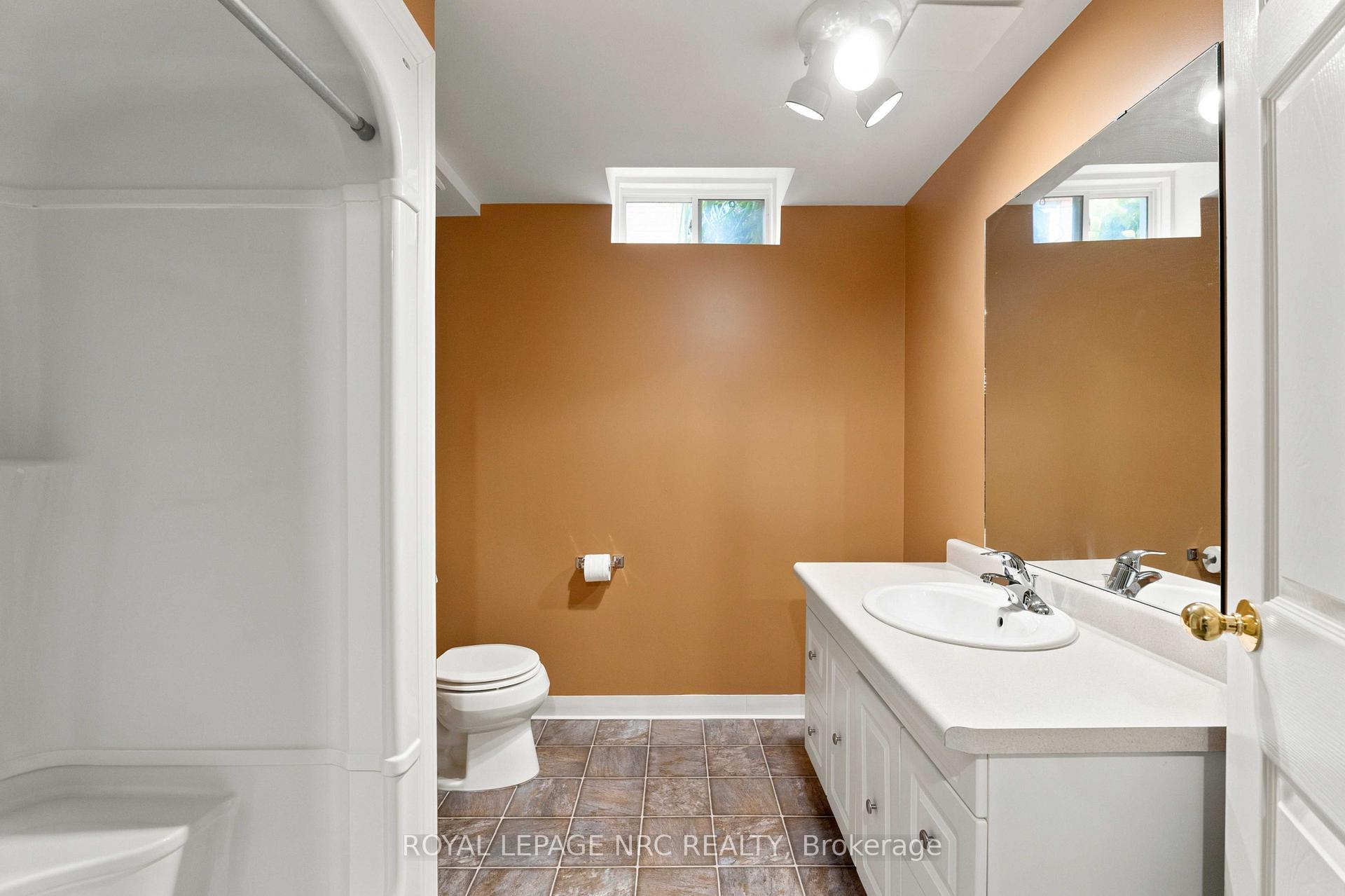 Photo 26 of 42 Loretta Drive, Niagara-on-the-Lake, Virgil — HOMEH